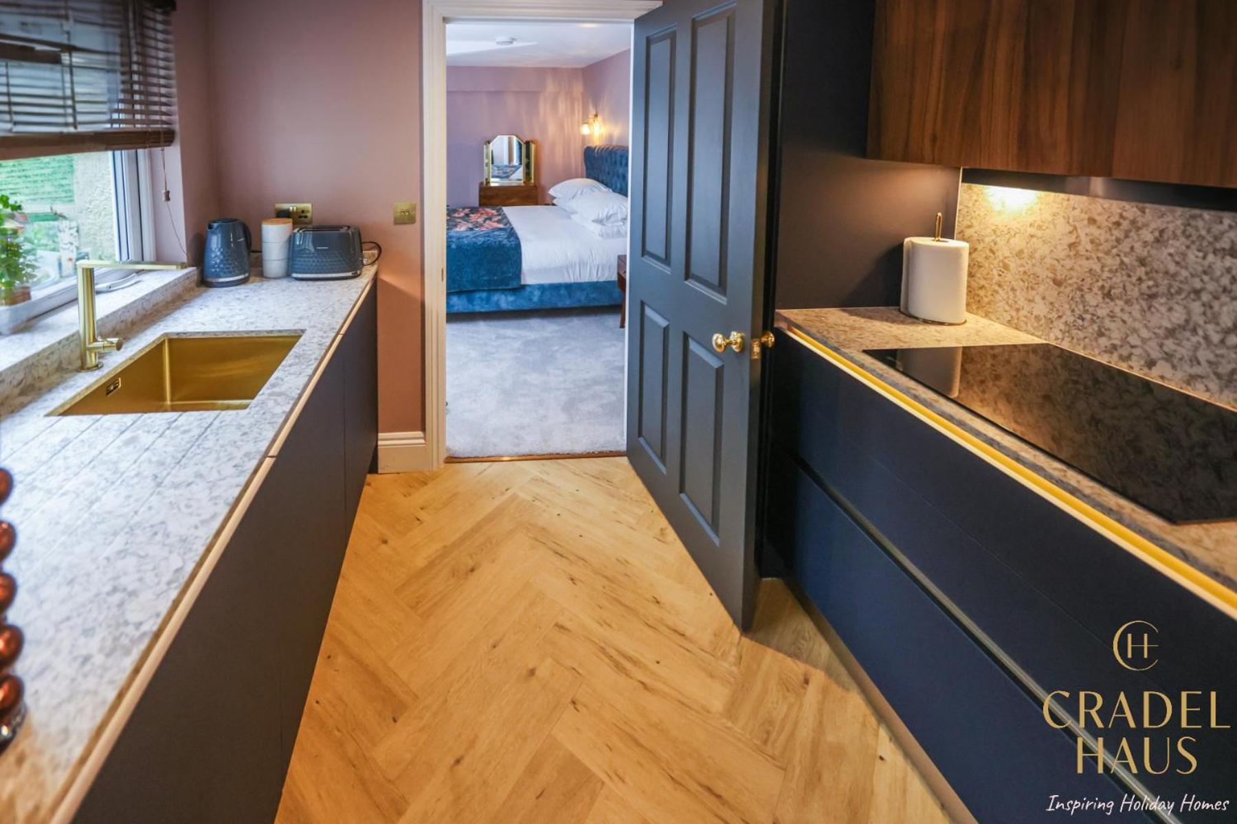 Fair Rigg by Cradel Haus - Ultra Luxury Lakes Holiday Homes, Pet Friendly, Parking & EV Plug