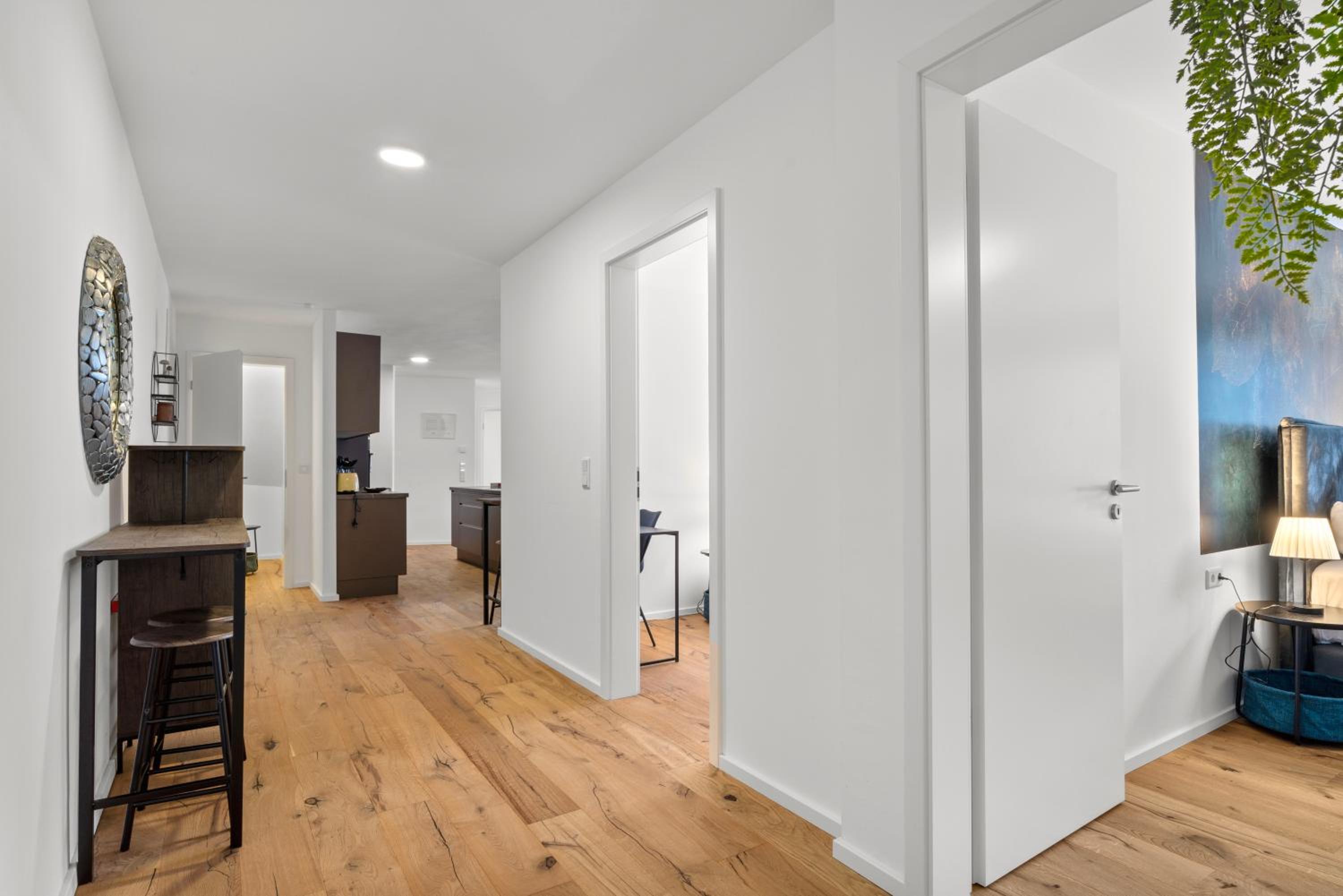 Lit Living - Luxury House - Box Spring - Parking - Exclusive Kitchen