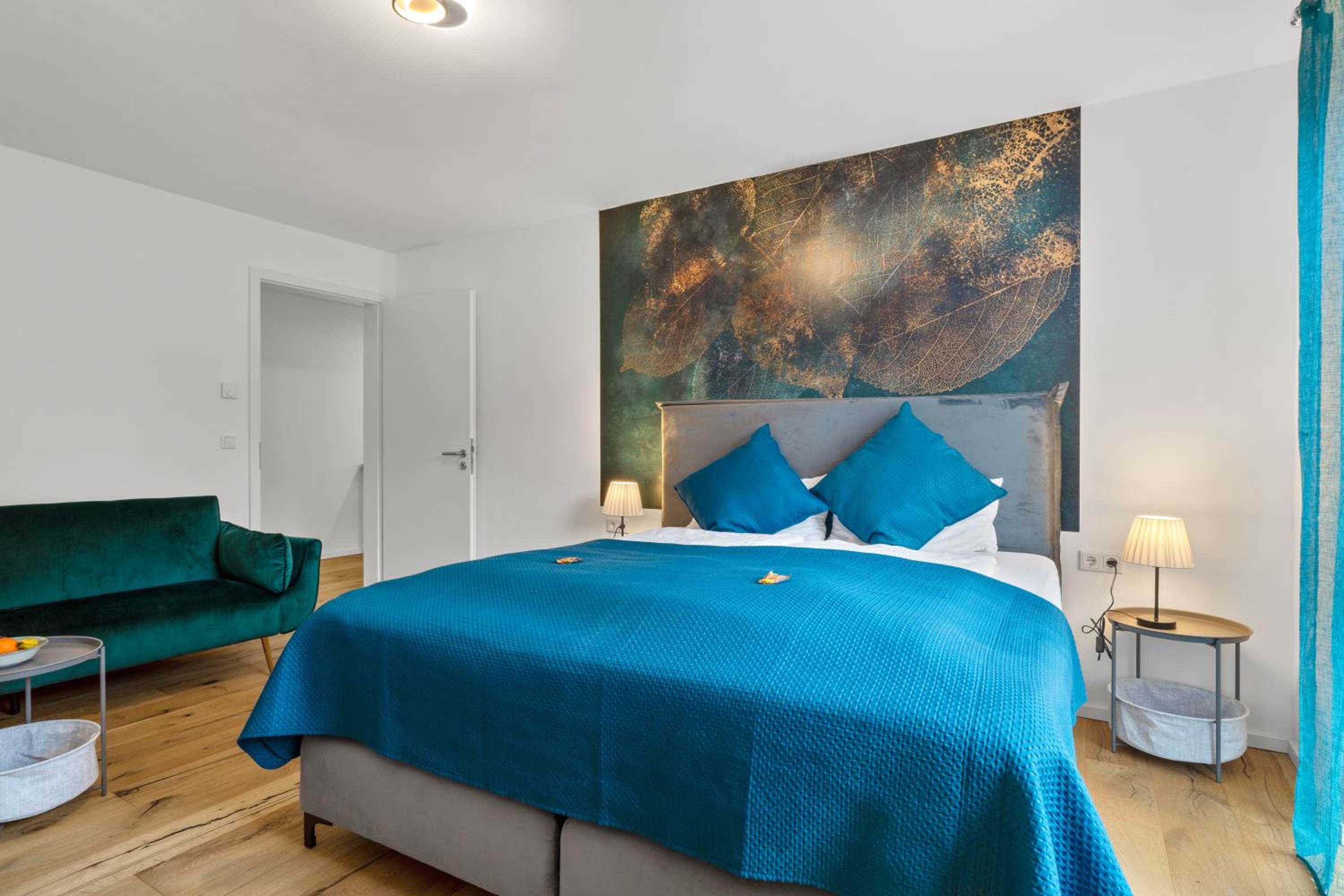 Lit Living - Luxury House - Box Spring - Parking - Exclusive Kitchen