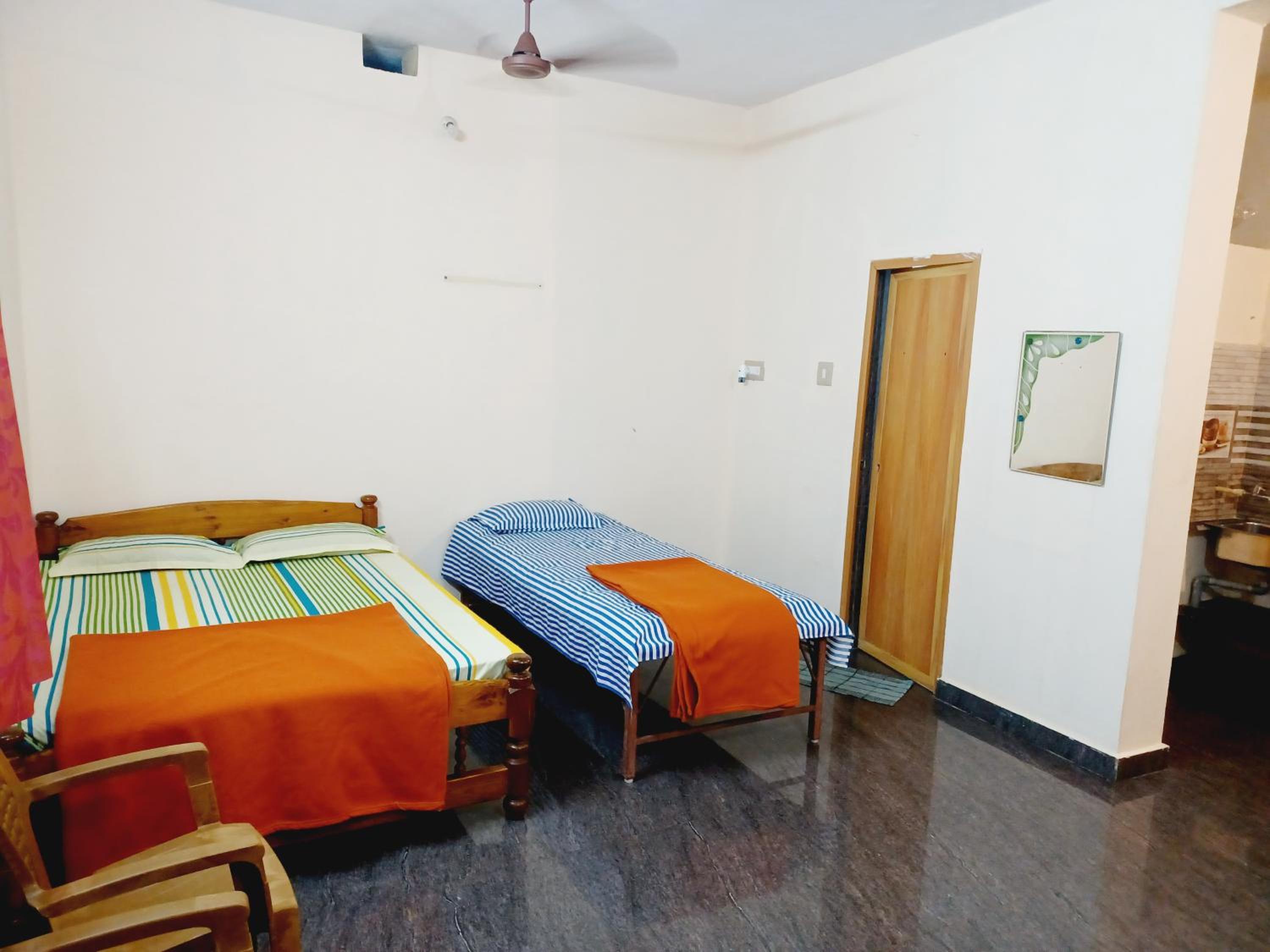 Mahadevi Guest House