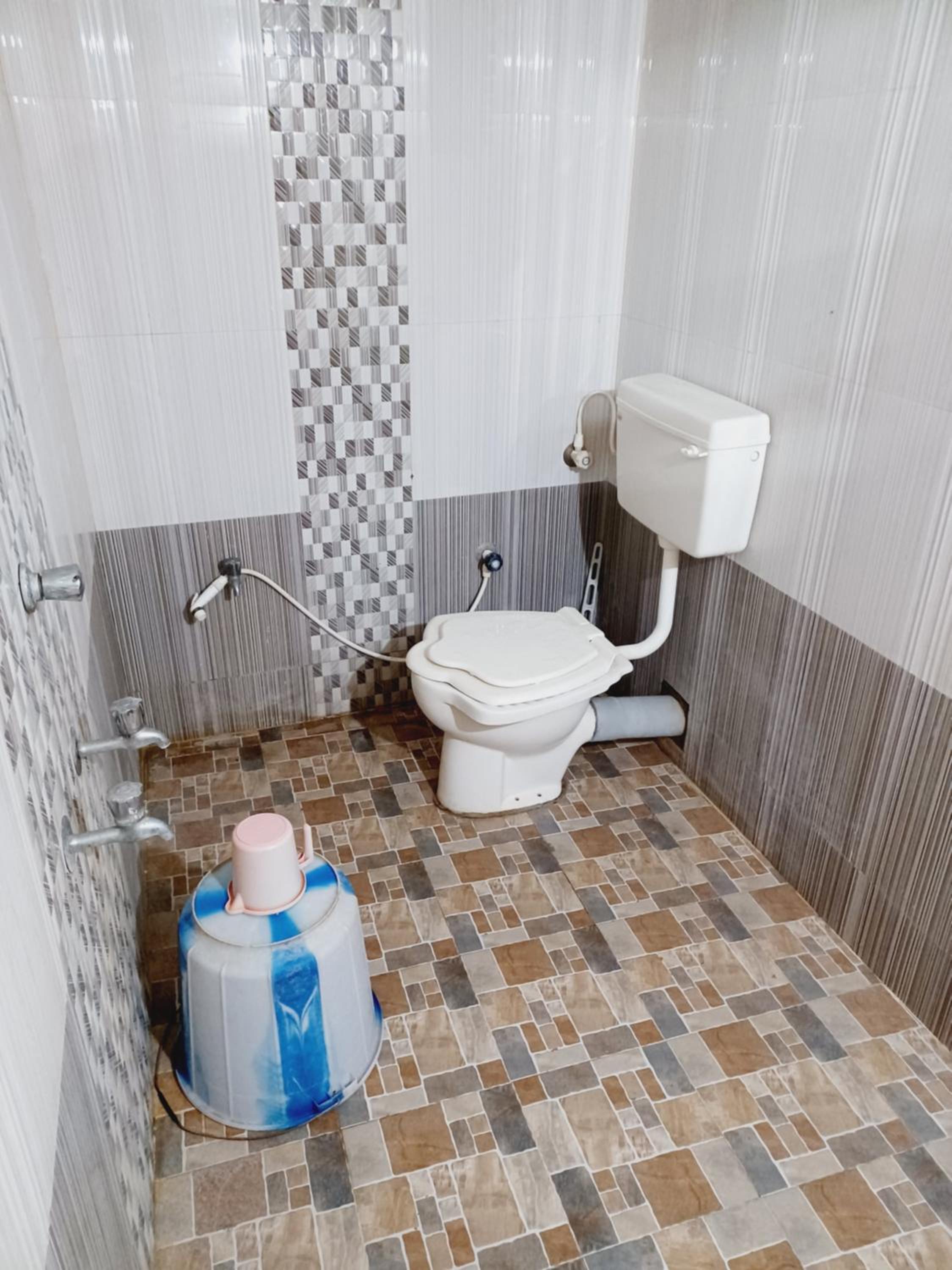 Mahadevi Guest House