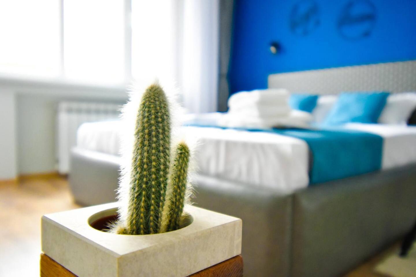 Top 1 - 2BR - 180 Views - Balcony - Top Amenities