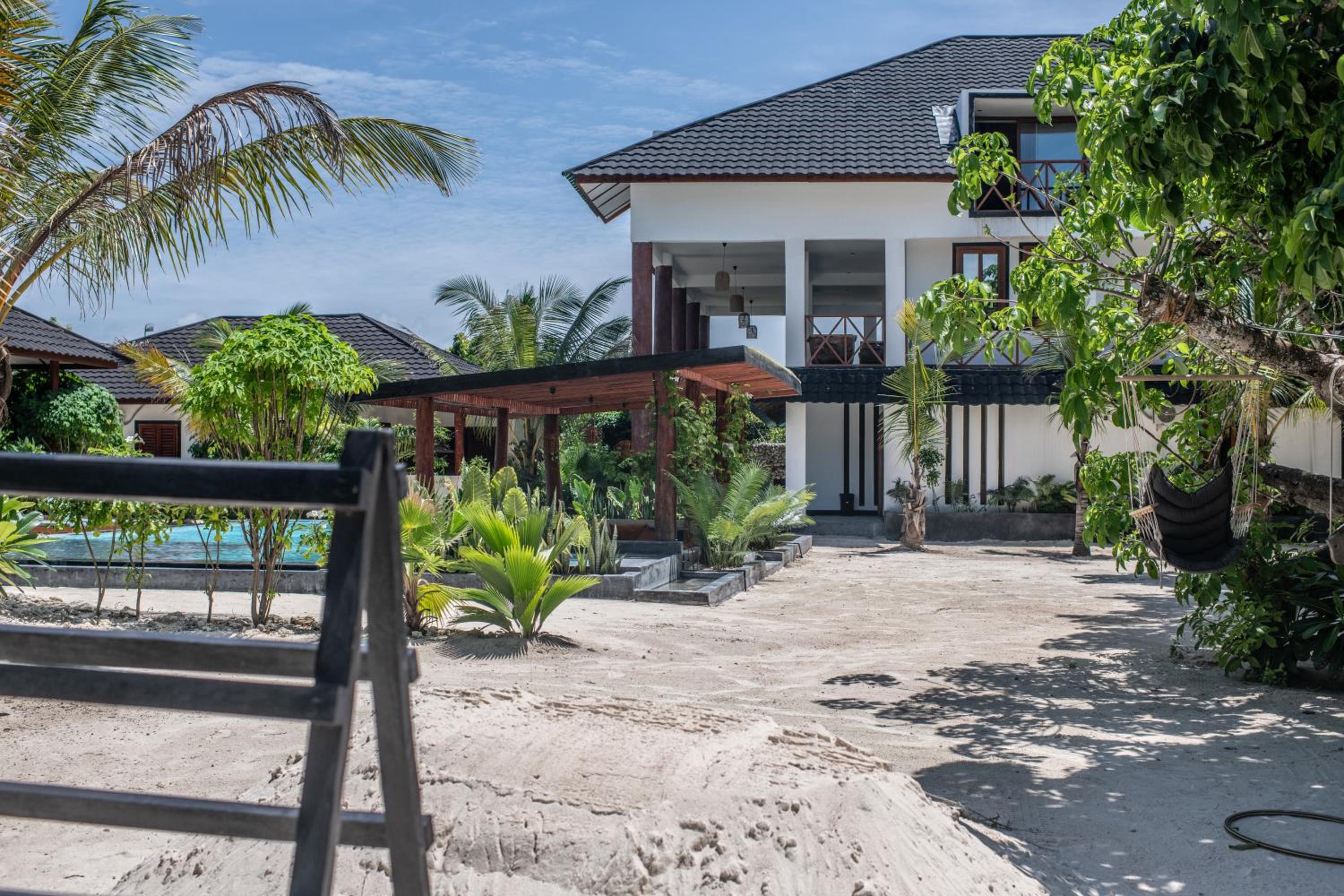 Baobab Bungalows