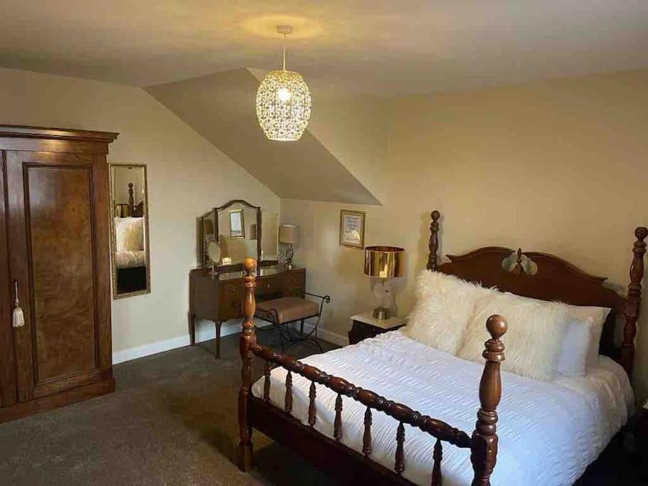 The Barn, Romantic country getaway
