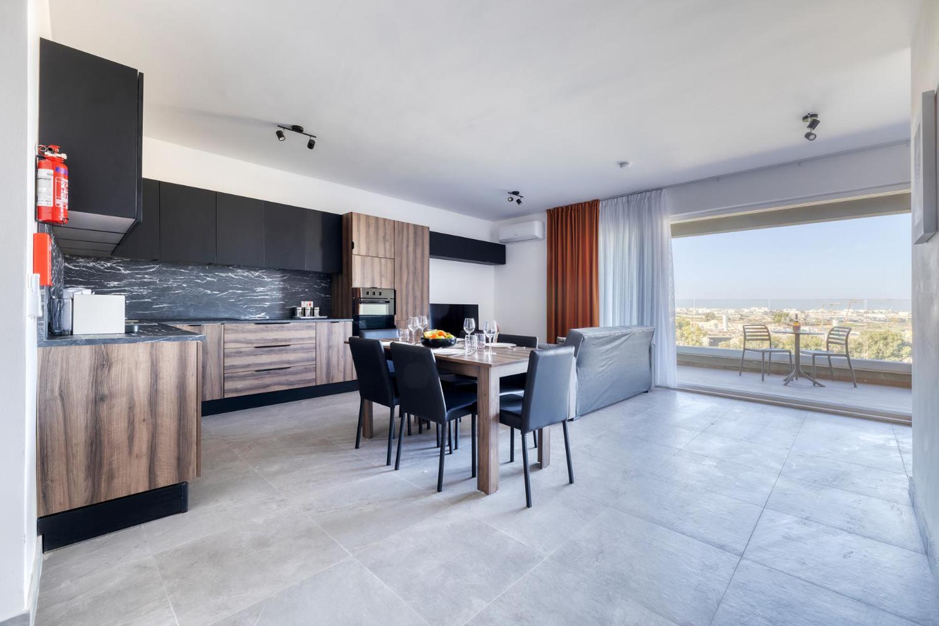 Salmar Court Holiday Apartments with Pool by Buena Vista