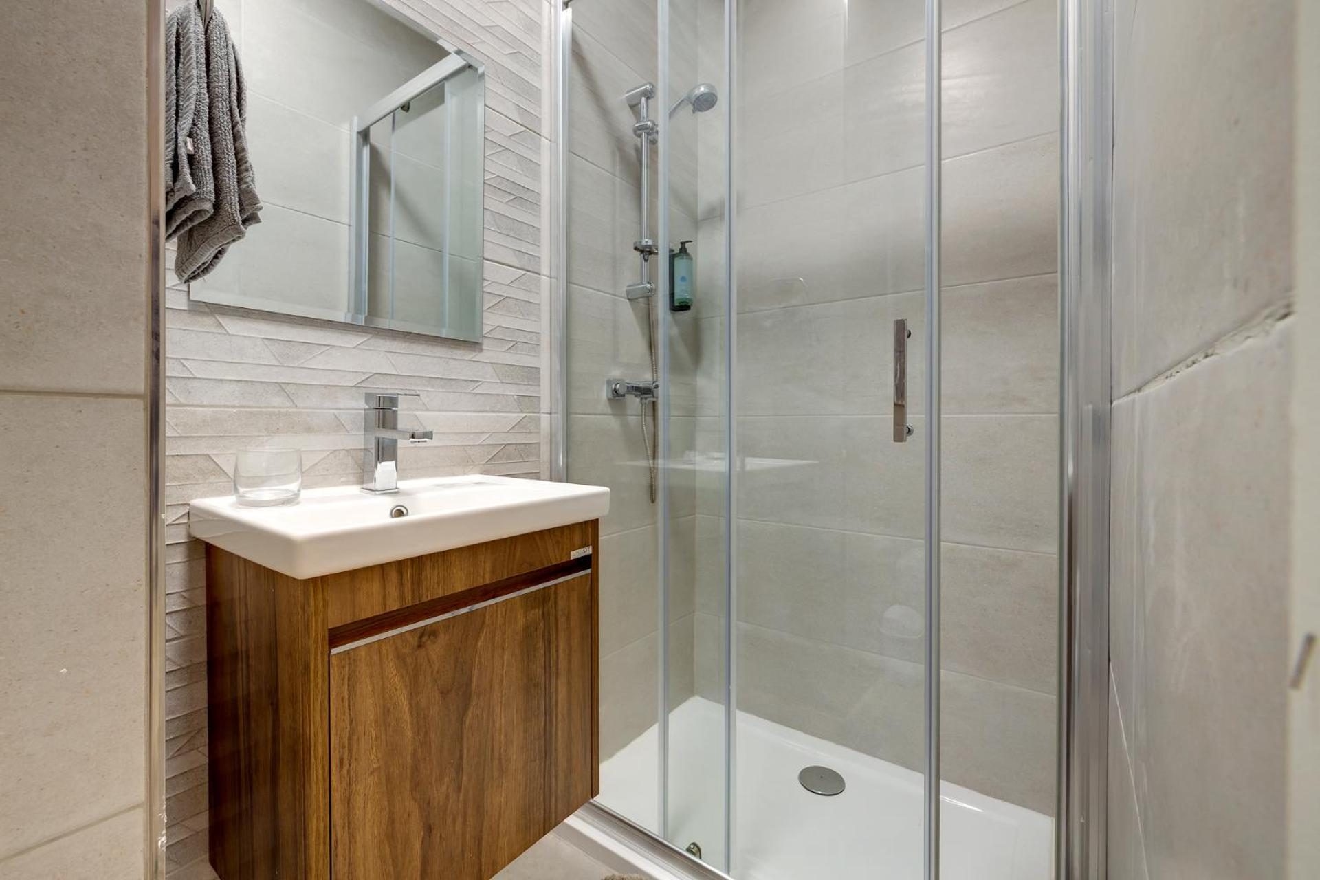 Salmar Court Holiday Apartments with Pool by Buena Vista