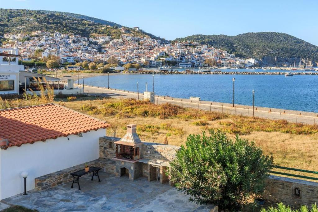 Nikolaos studios apartments