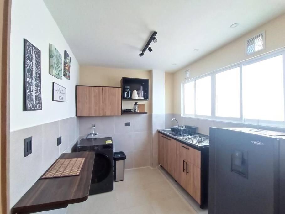 Moderno aptartamento, terraza con Jacuzzi privado