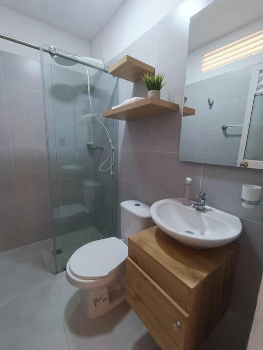 Moderno aptartamento, terraza con Jacuzzi privado