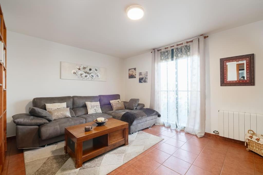 Encantadora villa con piscina by CABANA Rentals