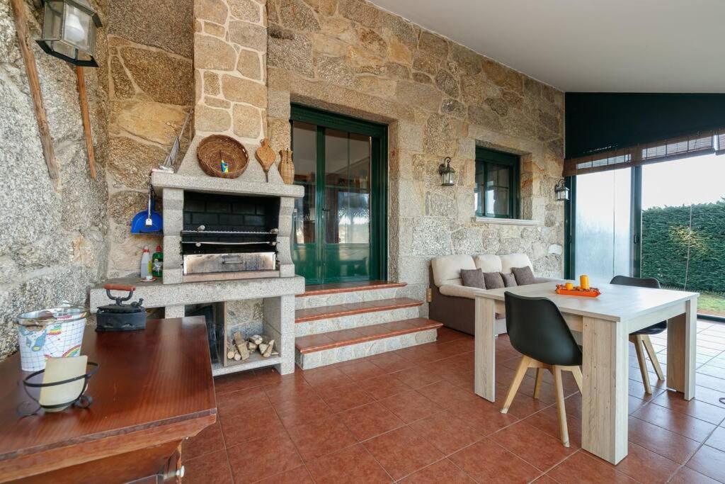 Encantadora villa con piscina by CABANA Rentals