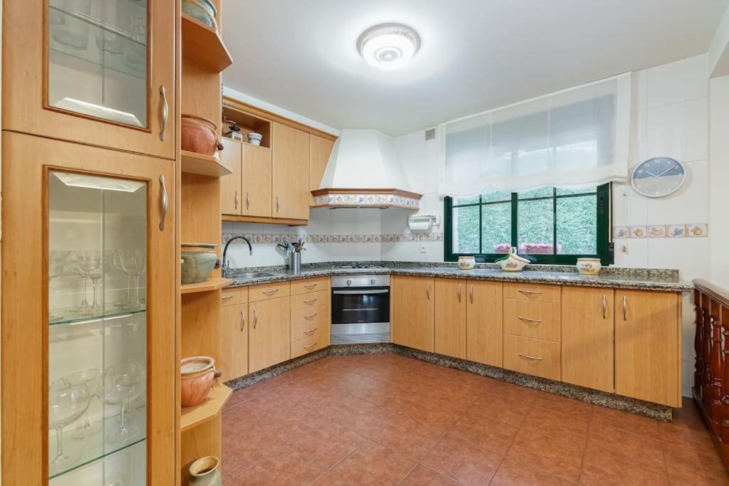 Encantadora villa con piscina by CABANA Rentals
