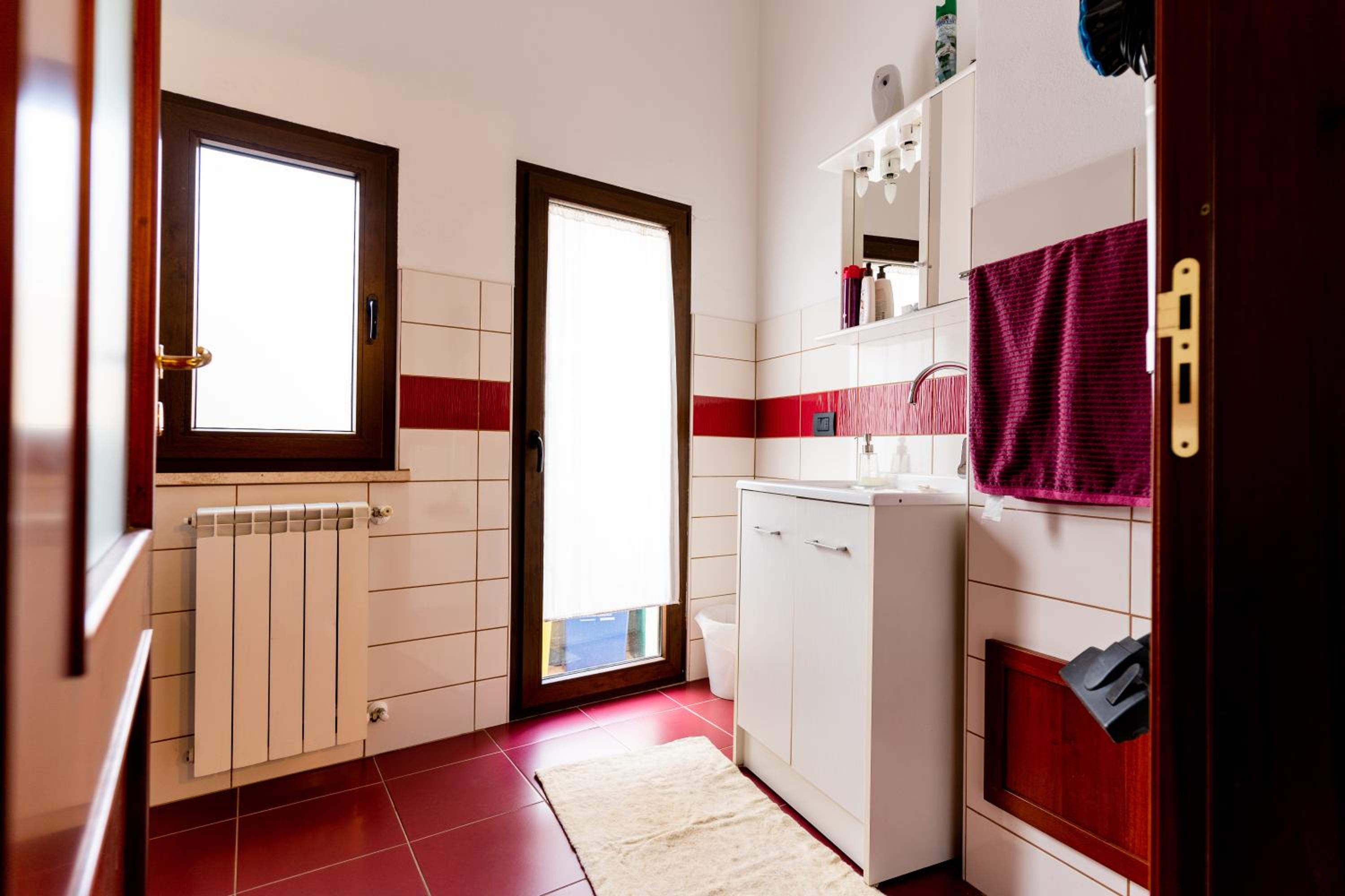 Domus Teja