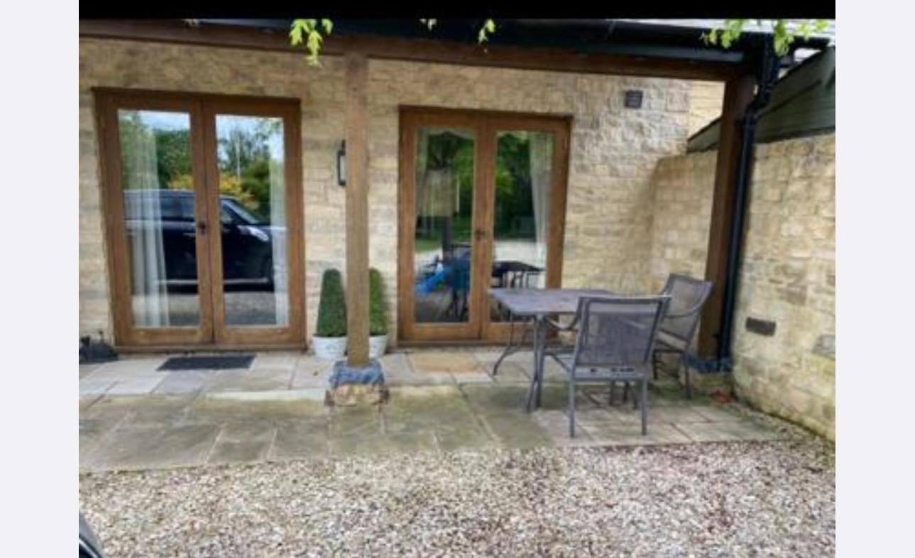 Little Kent End Cottage view 4