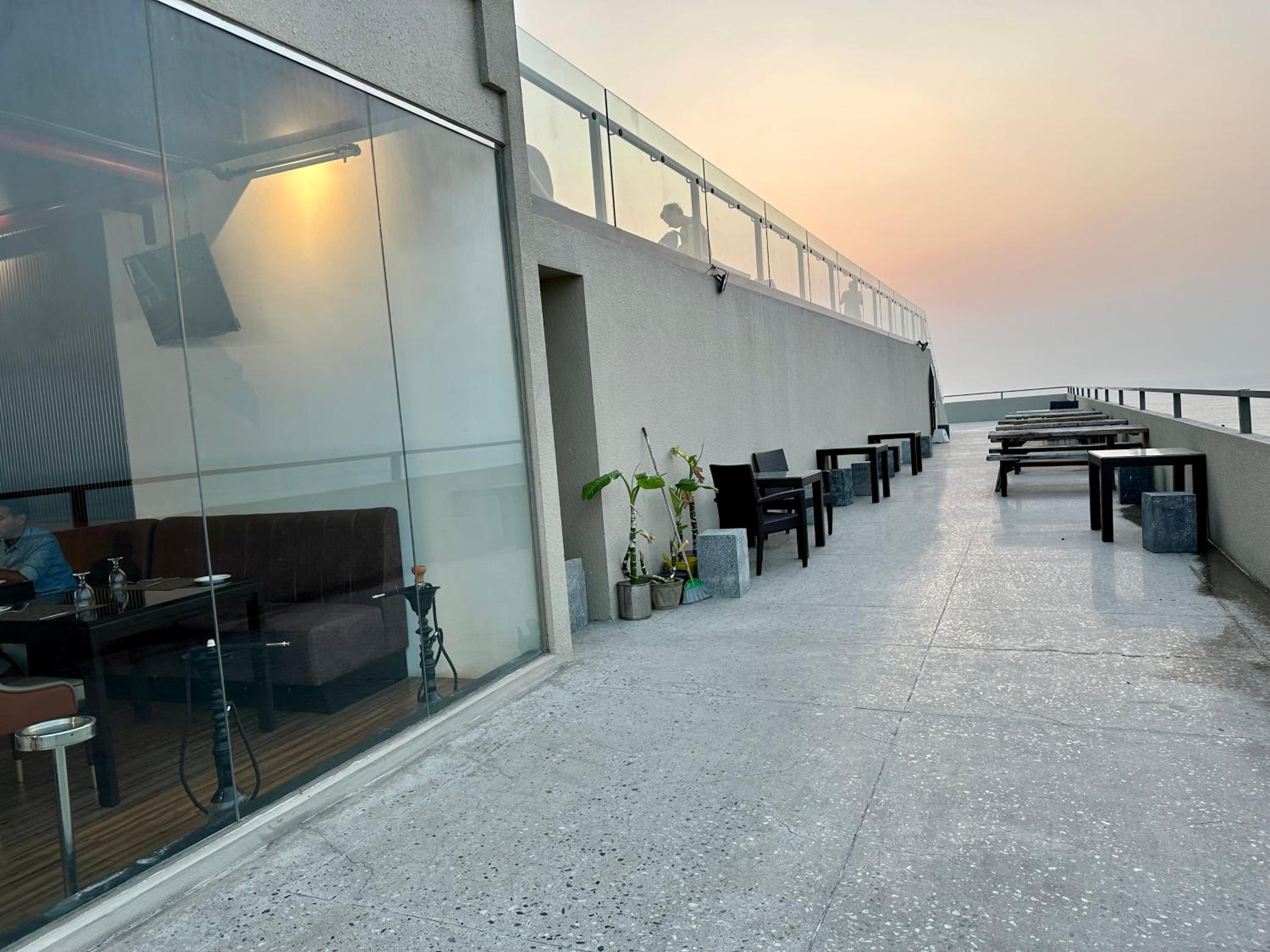 Ocean Breeze Hotel Residencies BritLanka Apartments Negombo