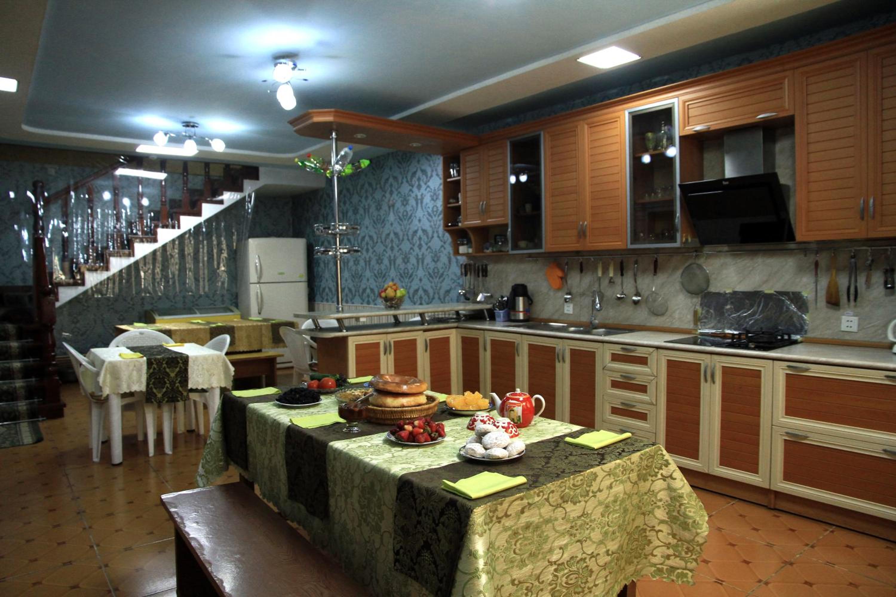 Yellow Hostel Dushanbe view 5