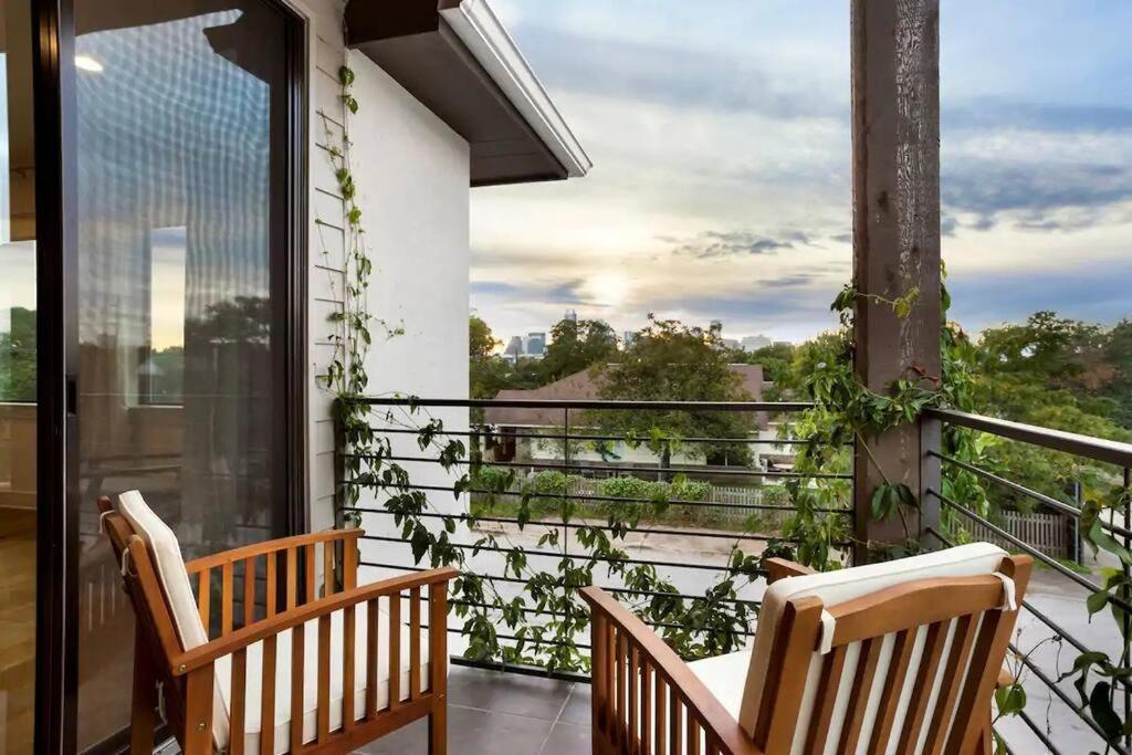 Rooftop Roost at ATX Downtown w/ Views - 8 beds view 3