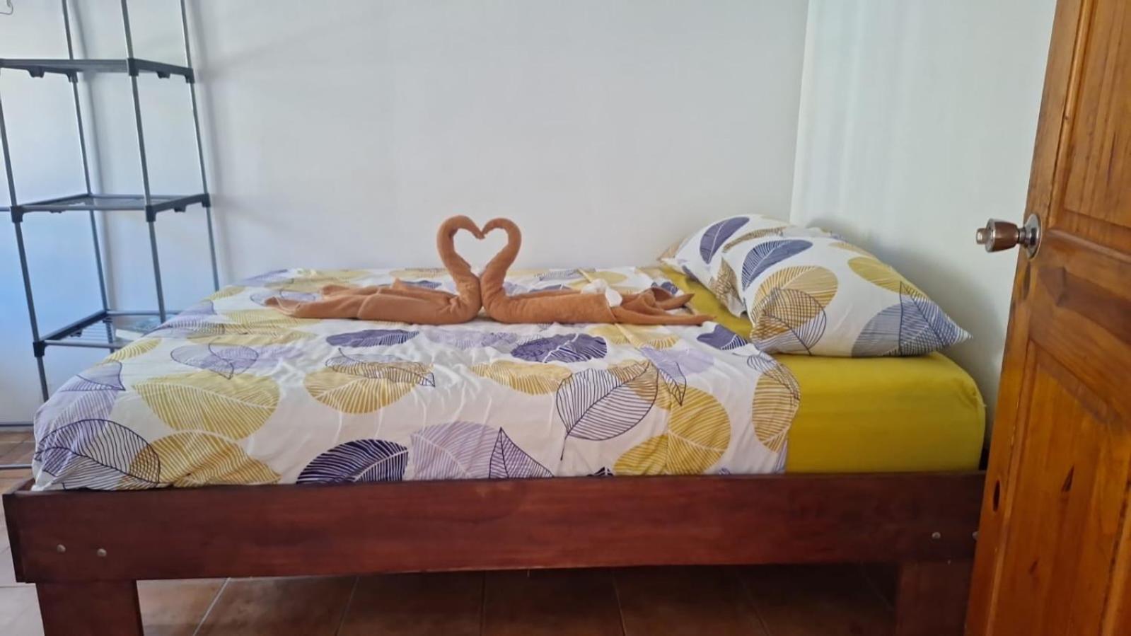 Buganvilias Quepos No 1 con aire acondicionado