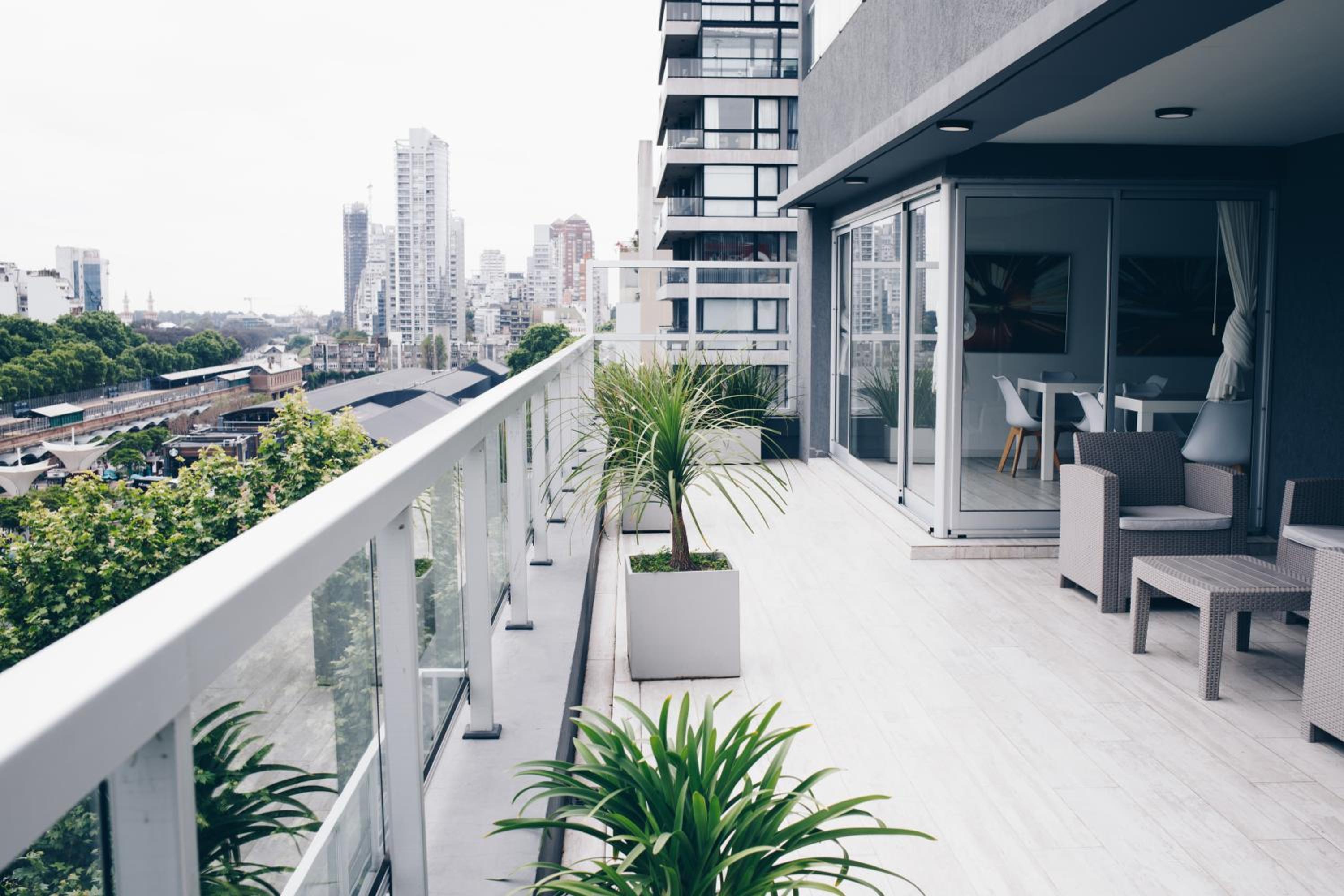Miravida Soho Apartments