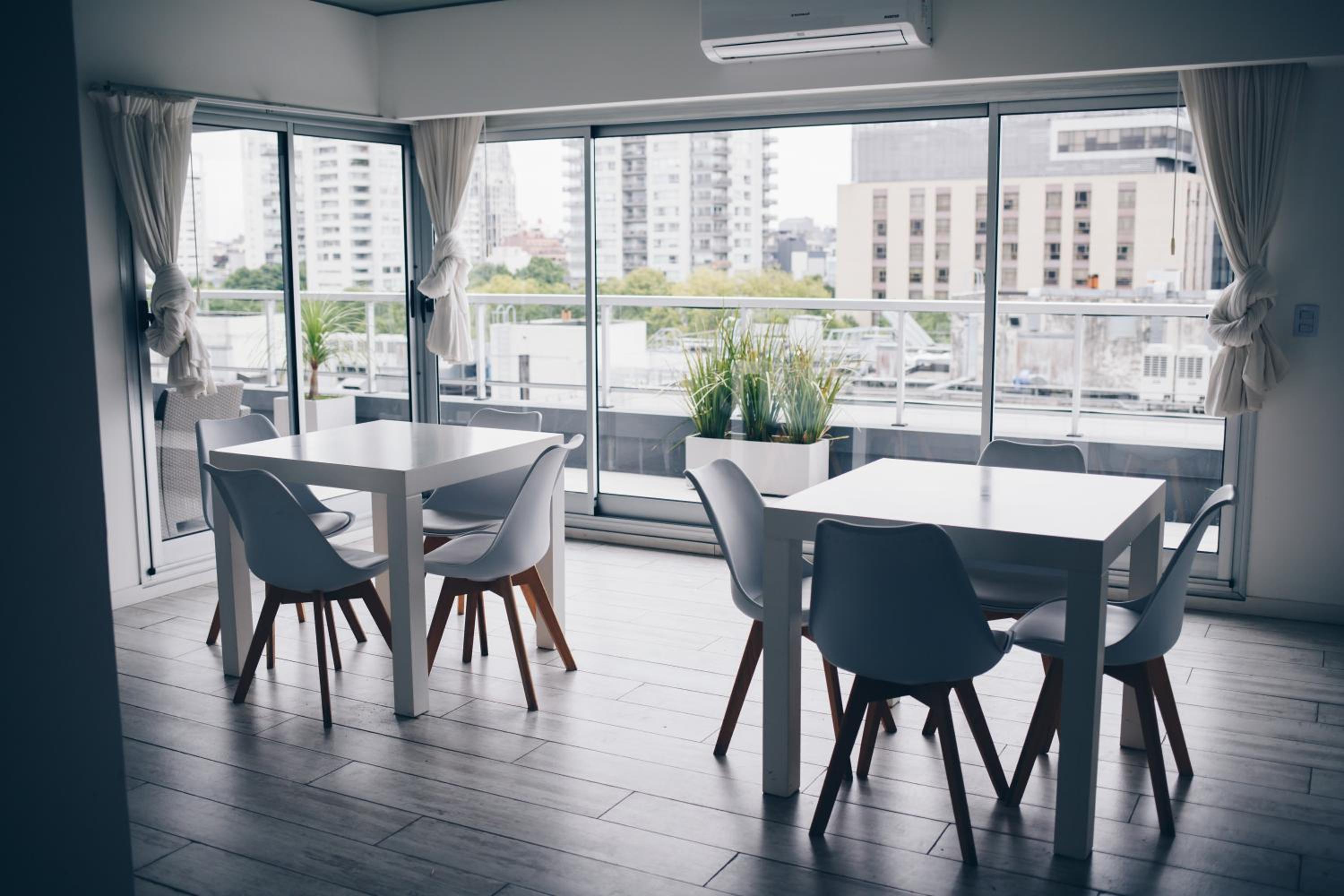 Miravida Soho Apartments