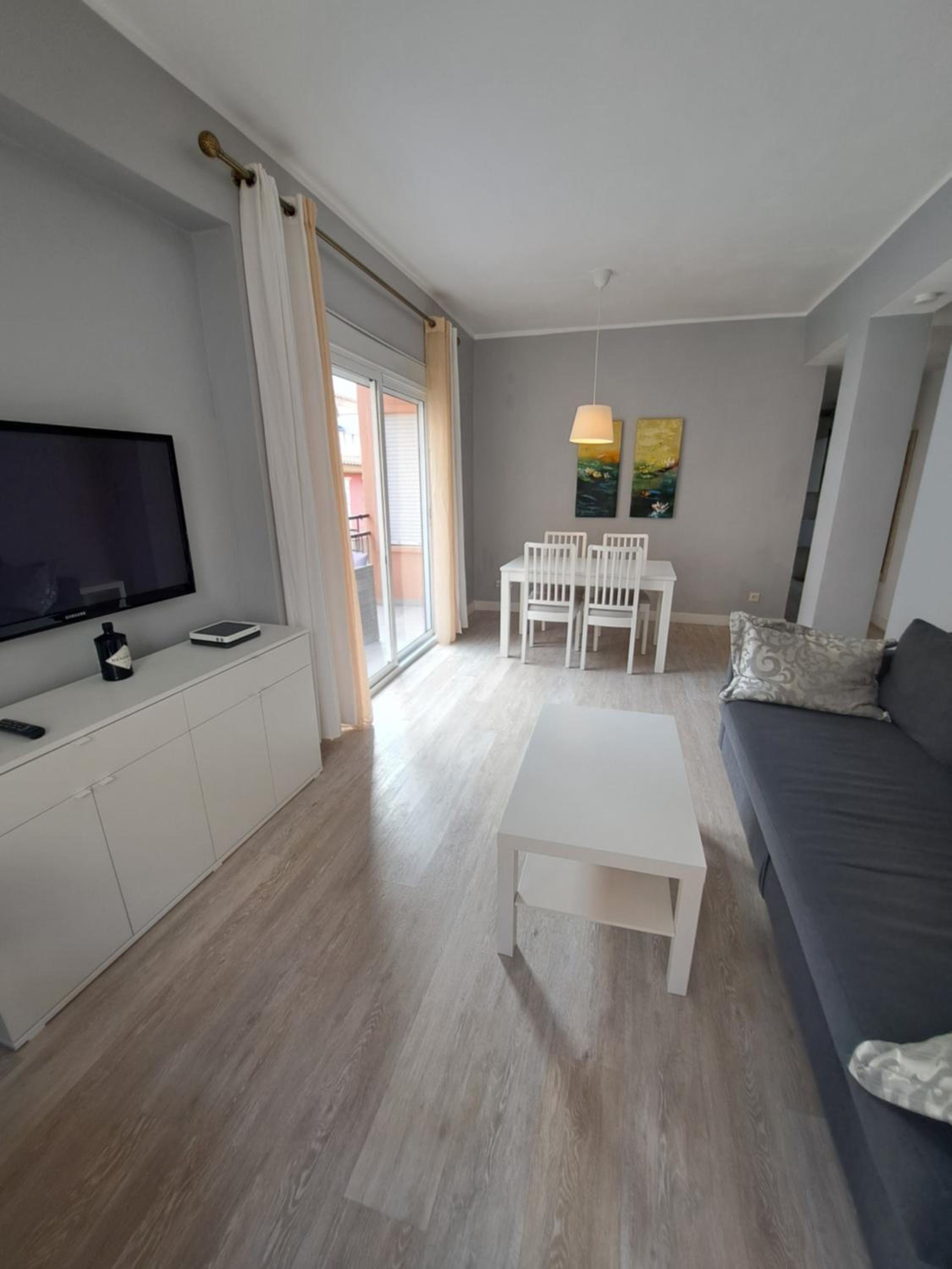 Modern 2 BR corner unit in the heart of Alicante photo 2