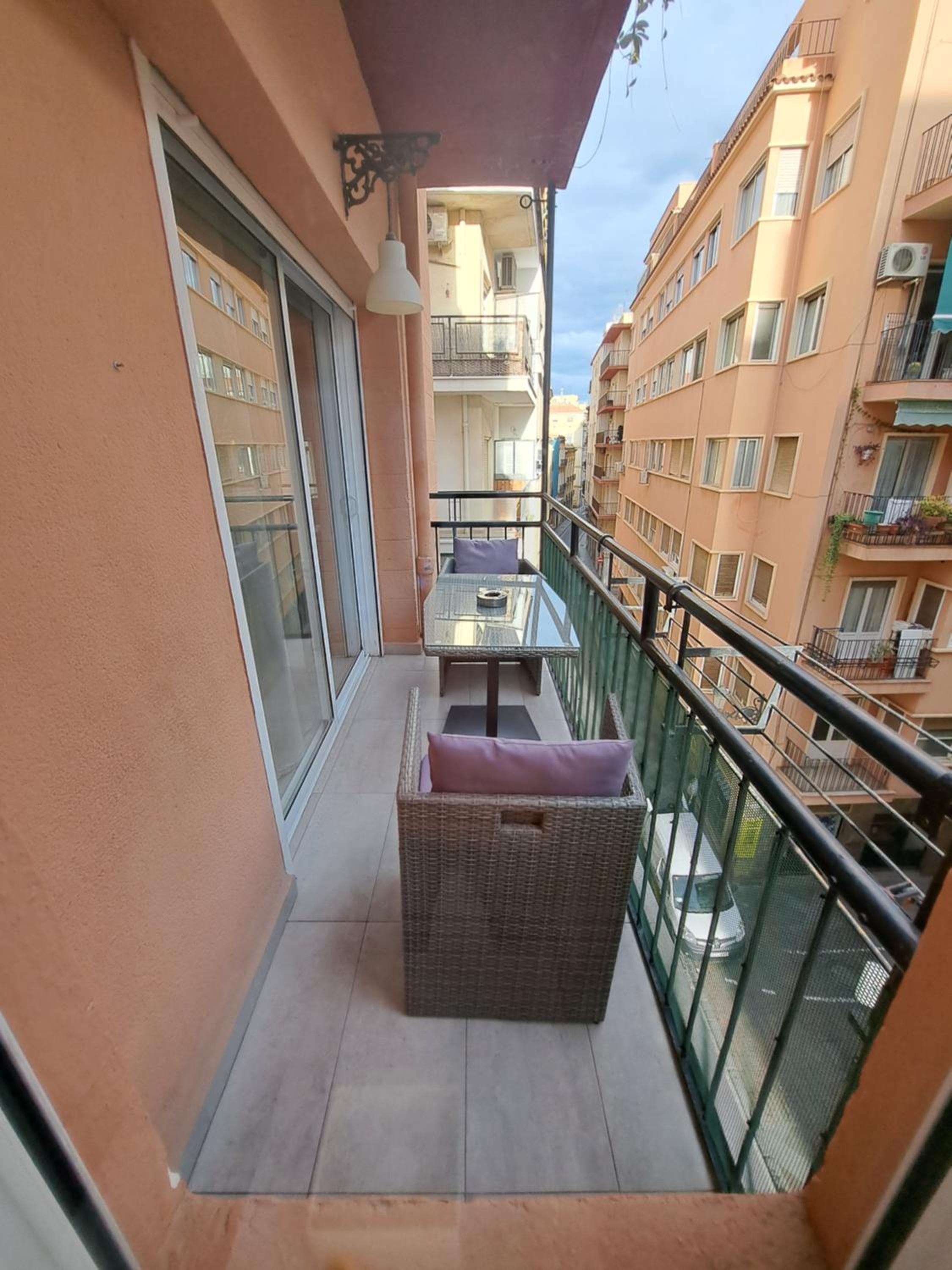 Modern 2 BR corner unit in the heart of Alicante photo 4