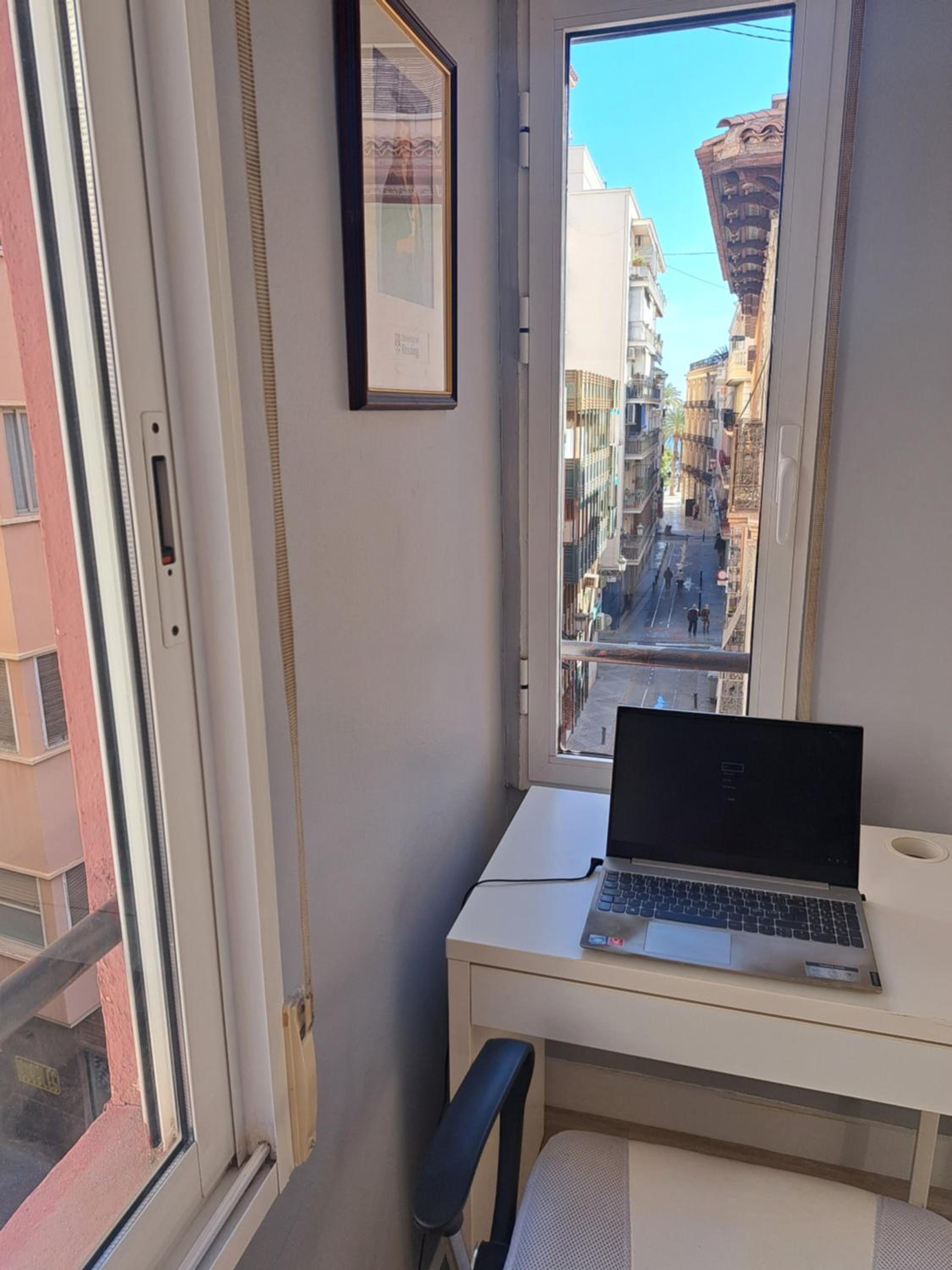 Modern 2 BR corner unit in the heart of Alicante photo 3