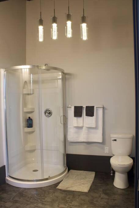 Suite #B, Industrial Styling, AC