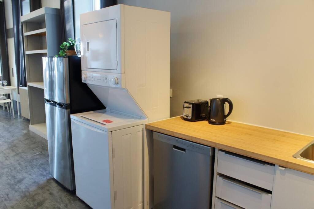 Suite #B, Industrial Styling, AC