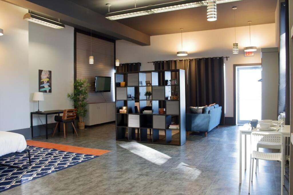 Suite #B, Industrial Styling, AC