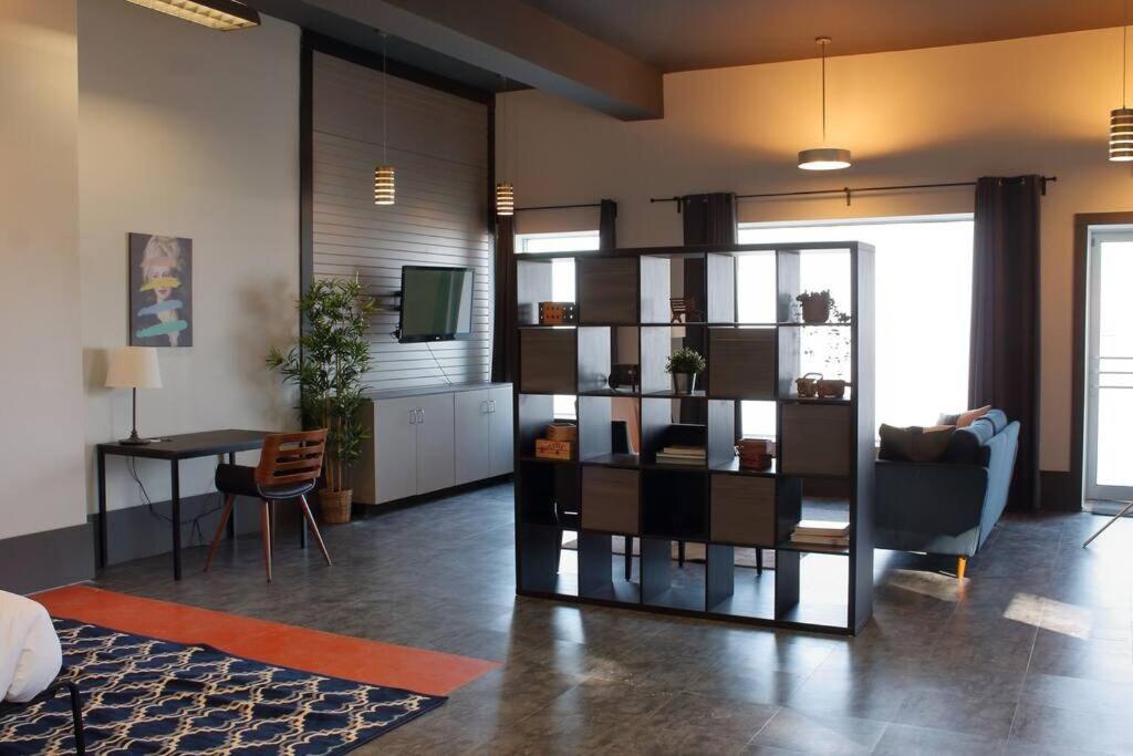 Suite #B, Industrial Styling, AC
