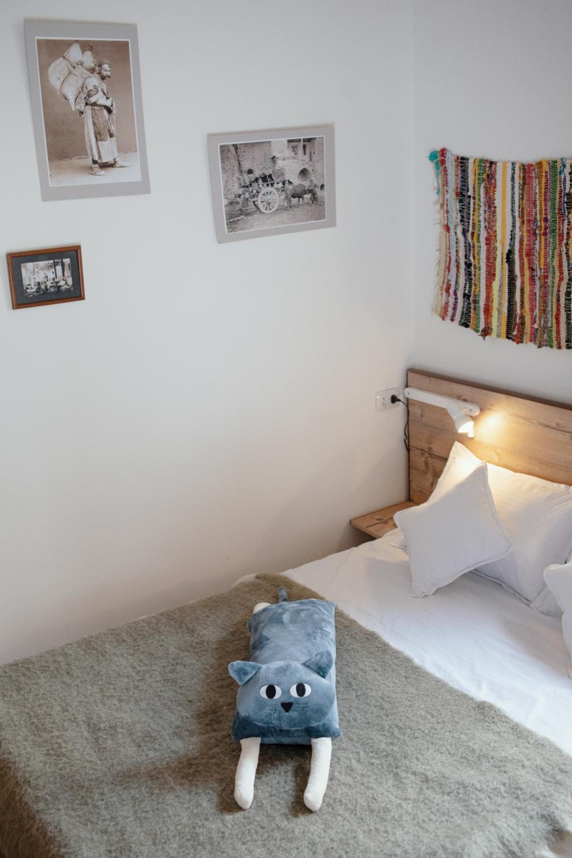 Stylish cozy studio guesthouse in the city center view 4