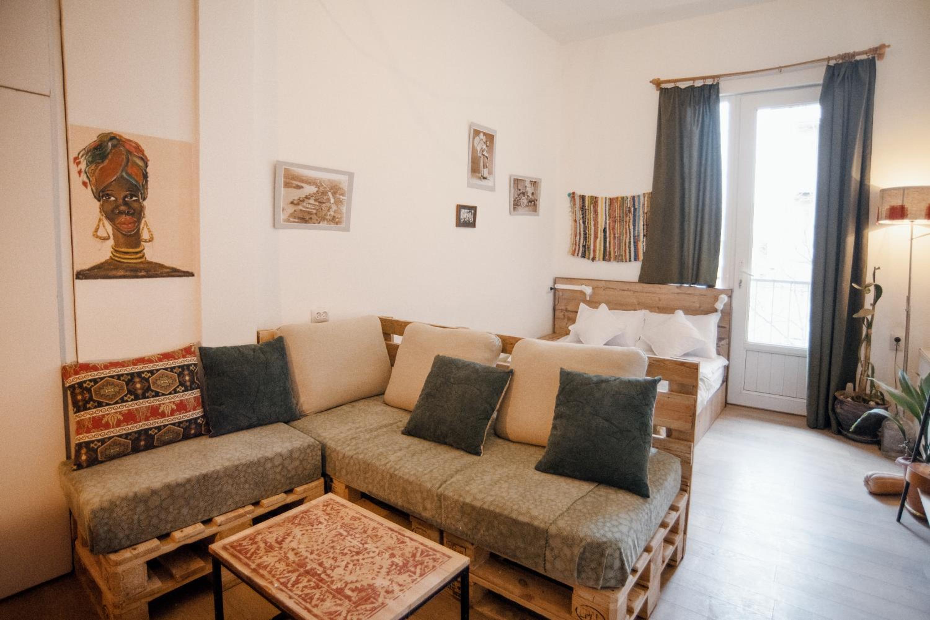Stylish cozy studio guesthouse in the city center view 3