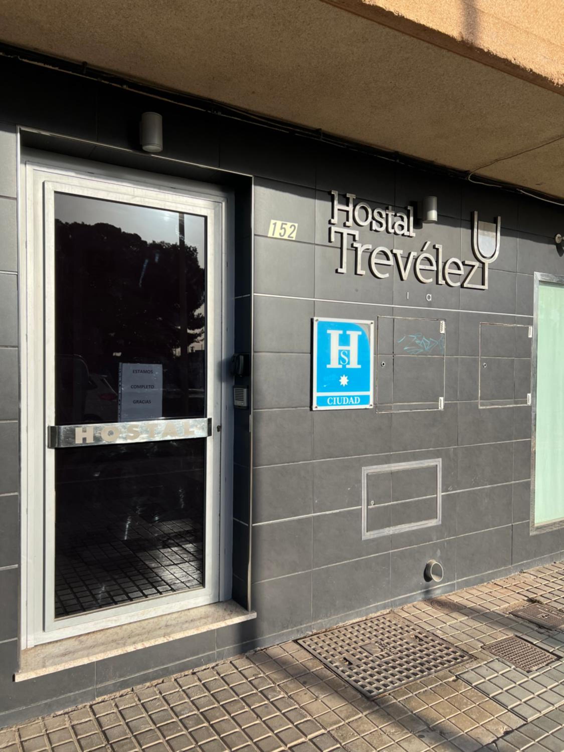 HOSTAL TREVELEZ
