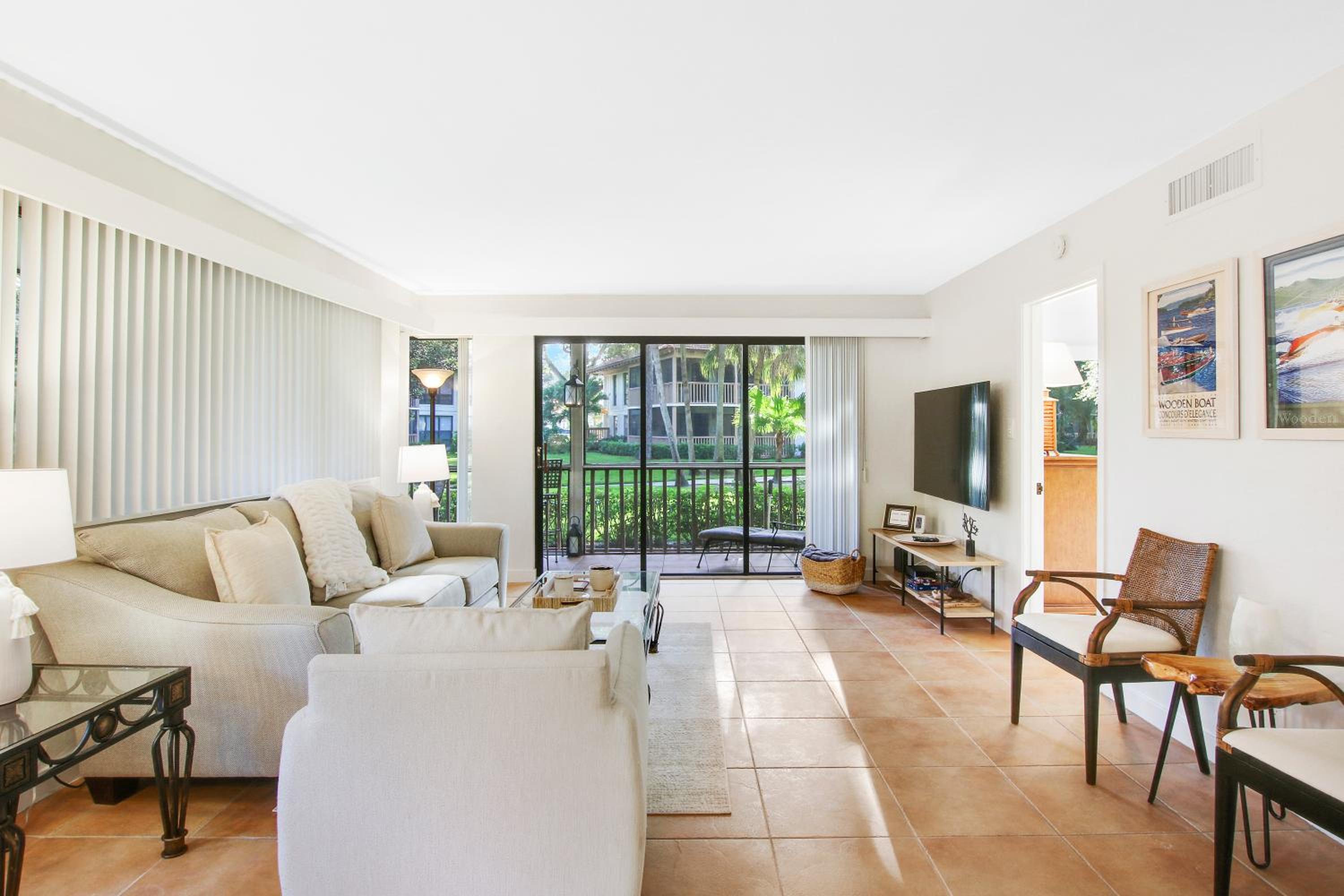 Modern LuxuryPeacefulGolfPoolBeachSpa - Property Image 7