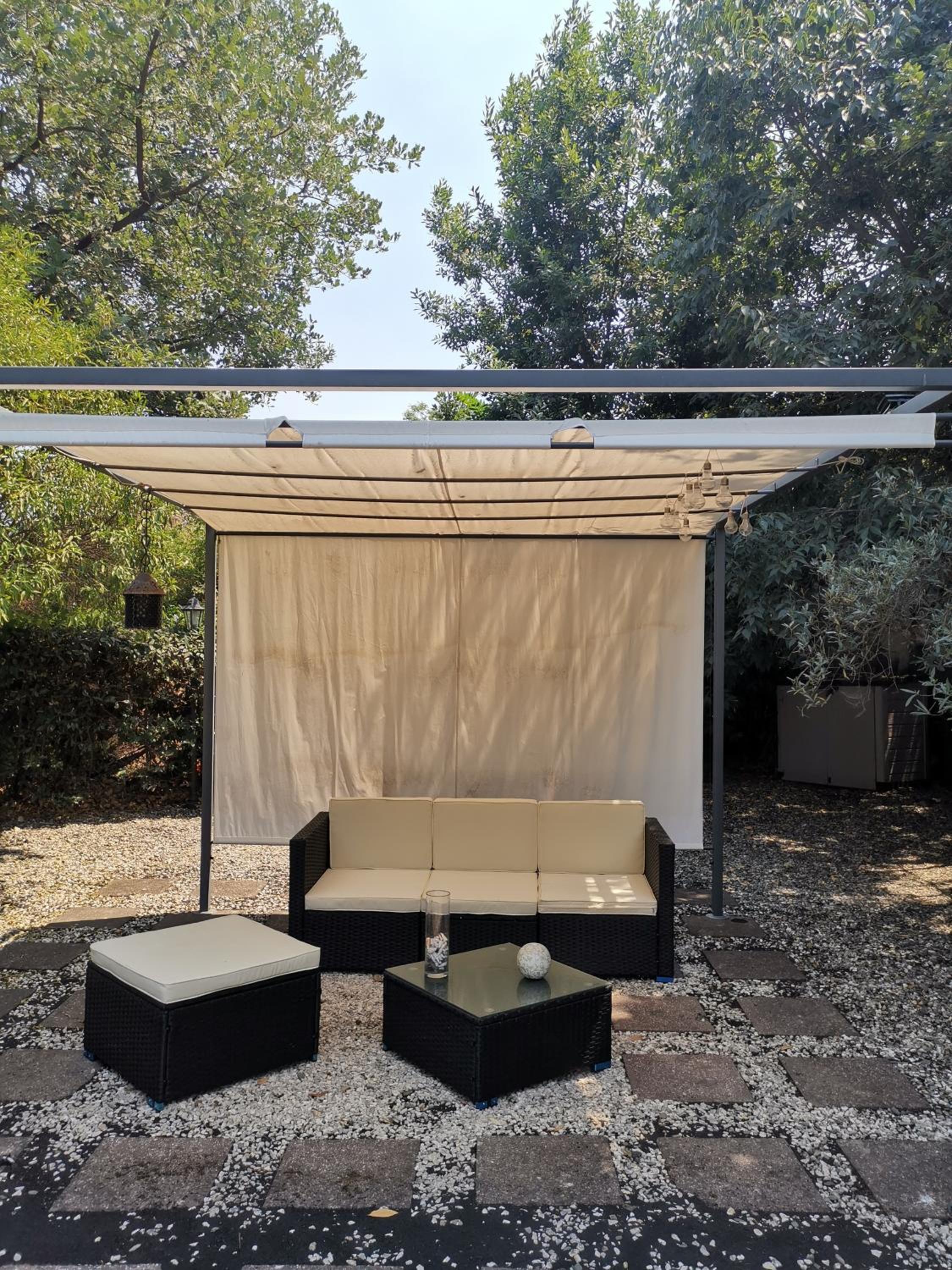 Etna Rose view 5