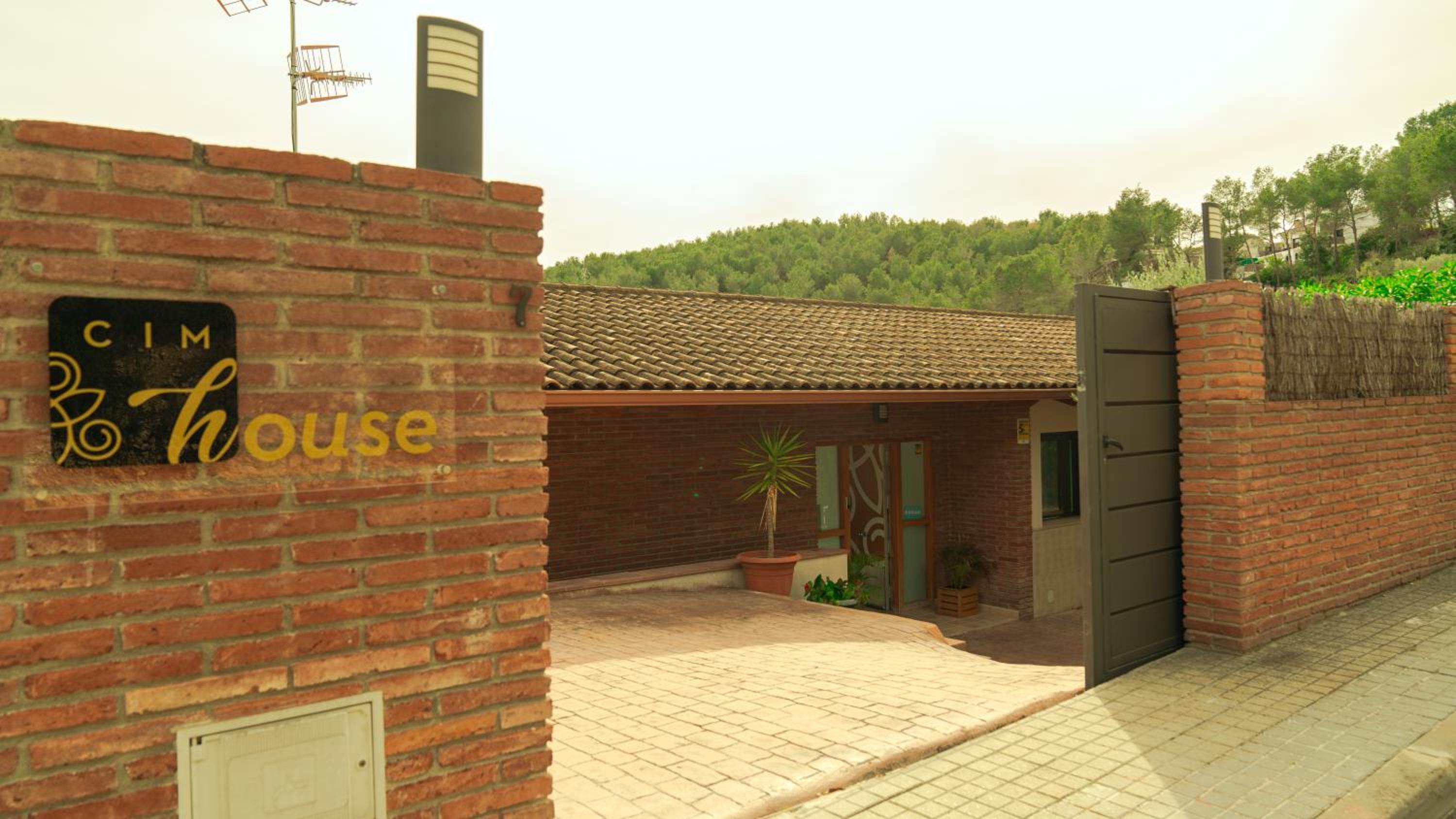 CIM Apartments