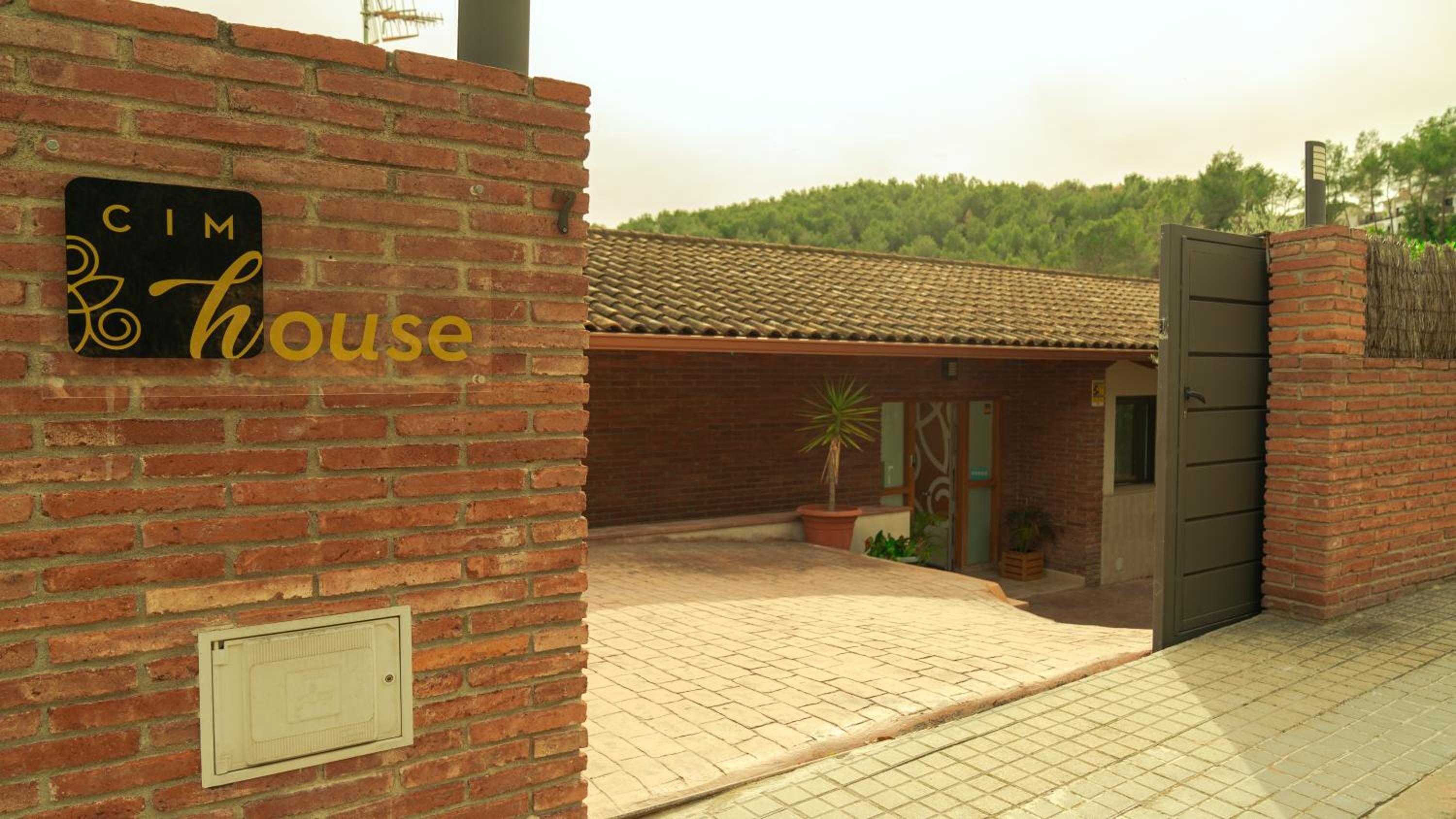 CIM Apartments
