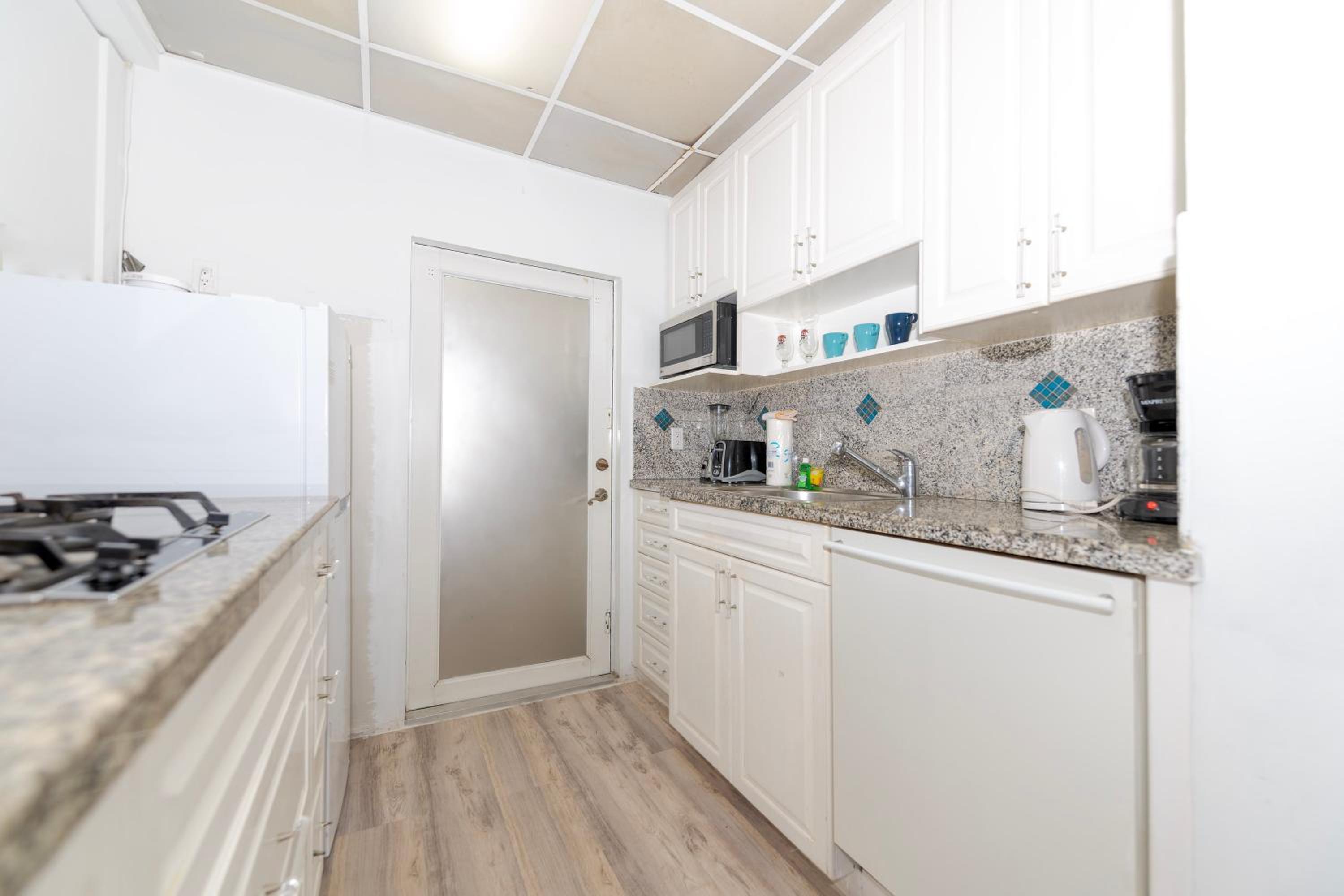 Sofi Beach Apartments