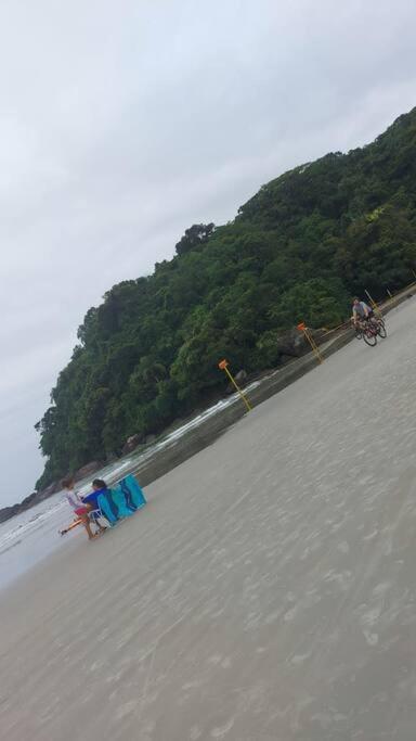 lindo sobrado!50mts do mar!