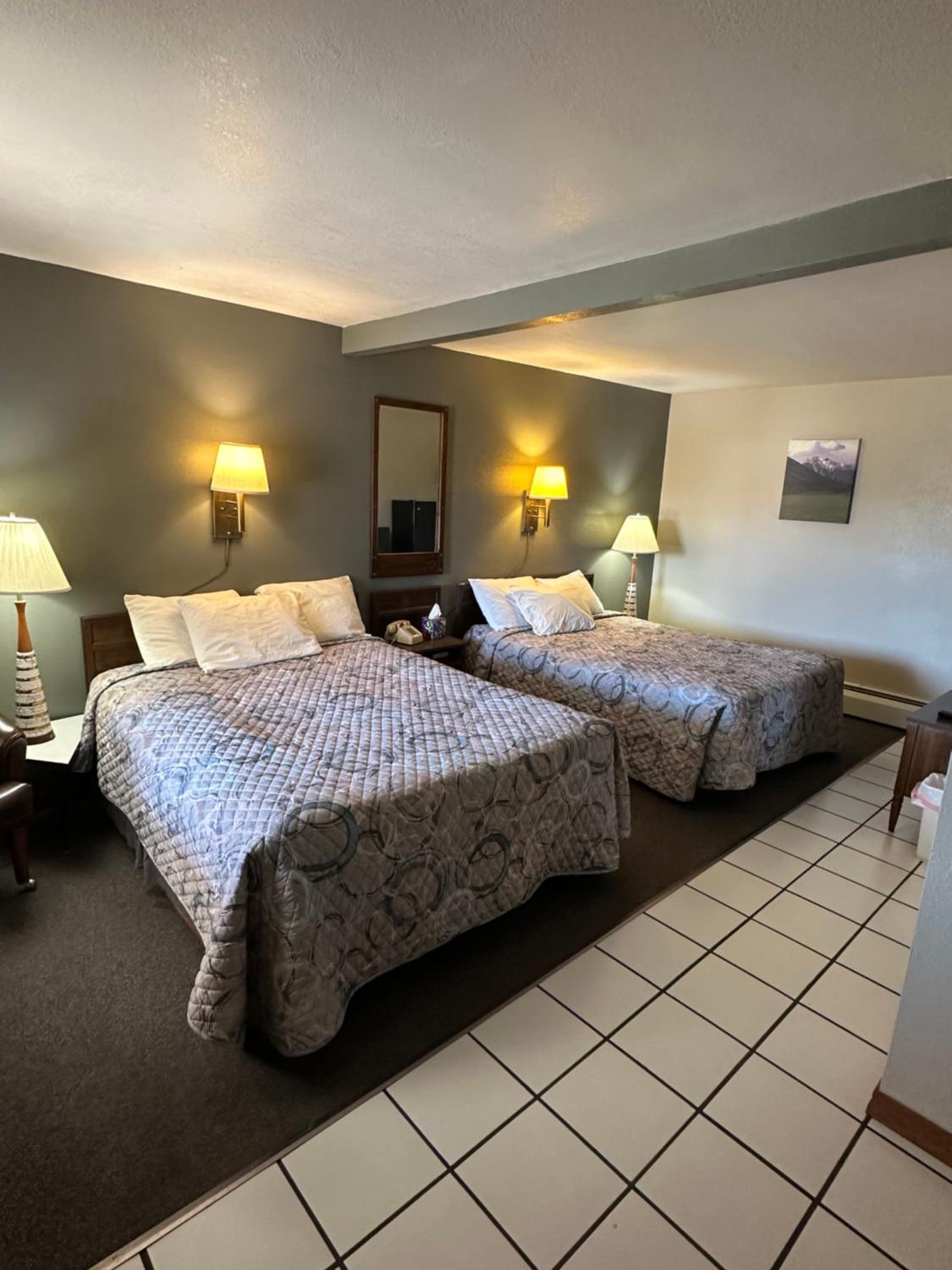 Sportsman Motel