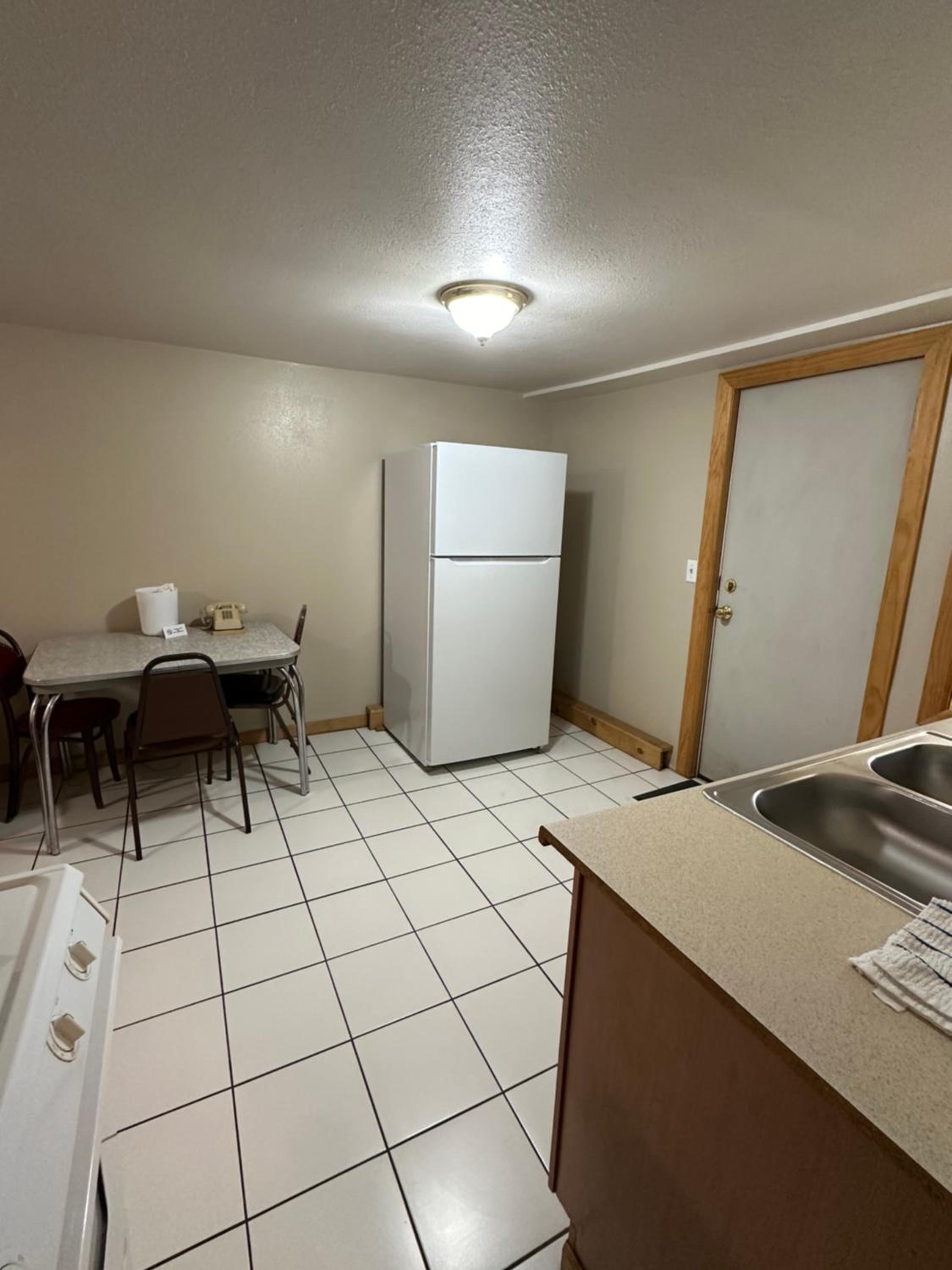 Sportsman Motel