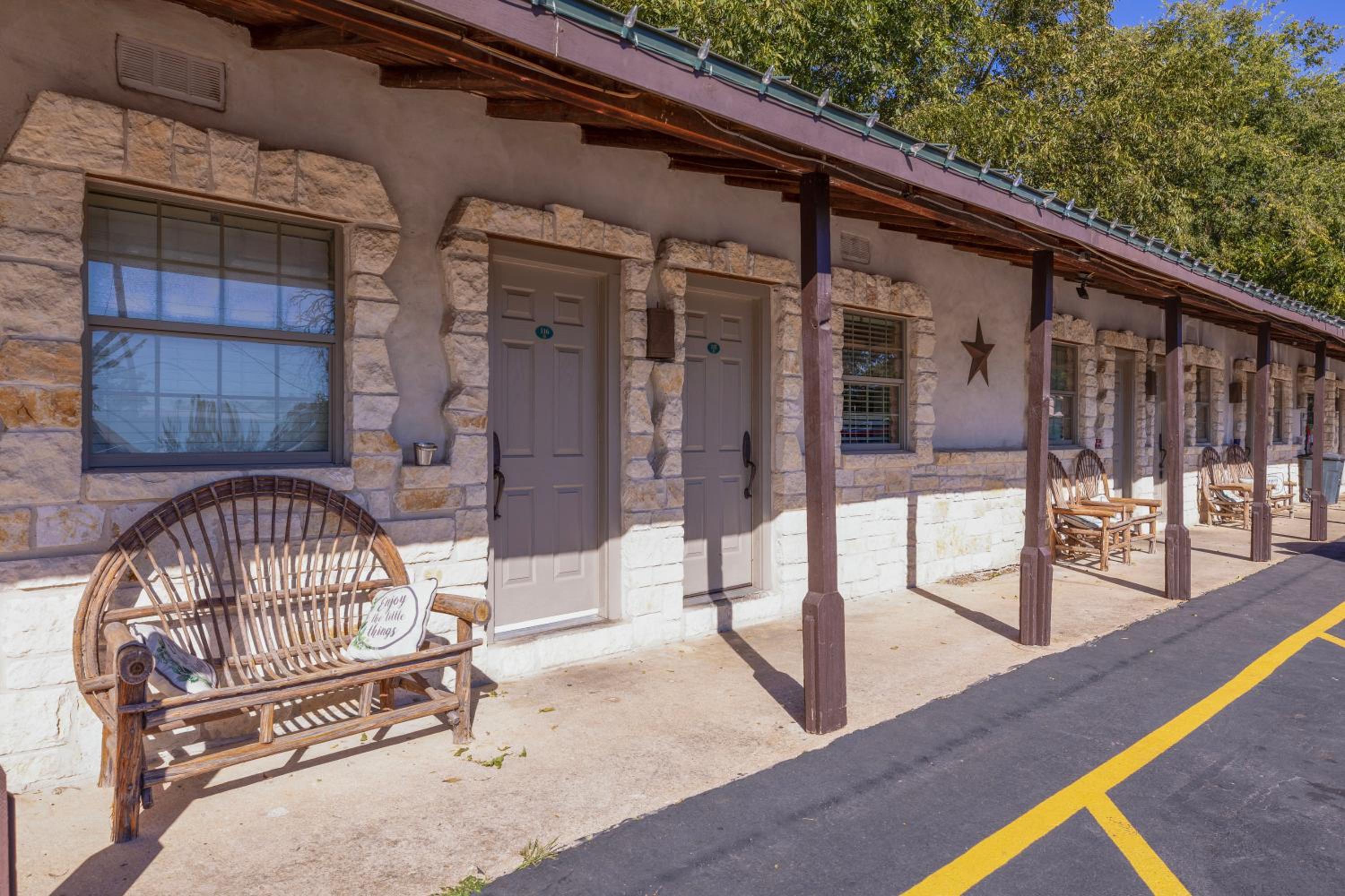 Country Inn Motel view 5