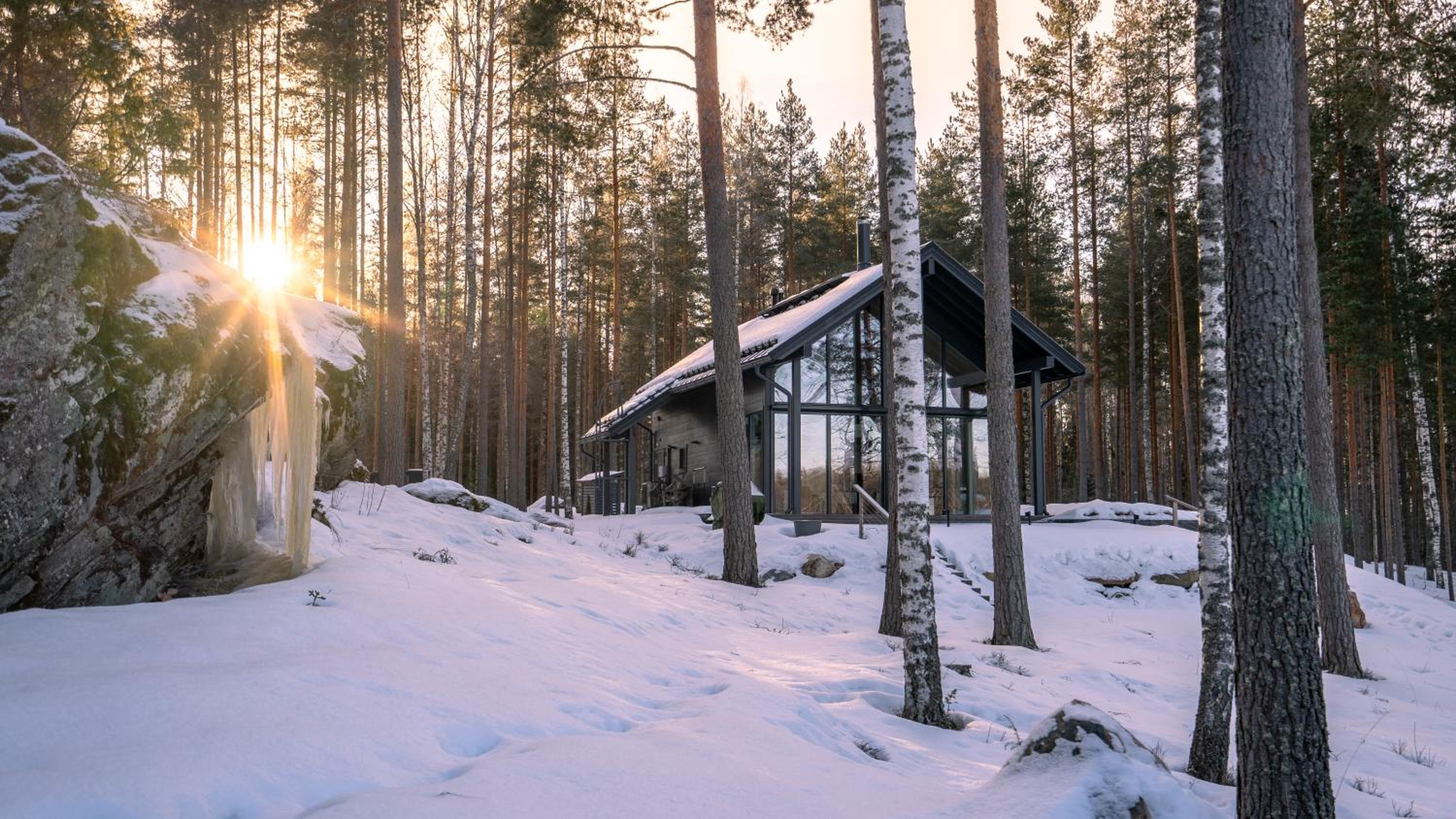 Lakeside Cabin in Heinola