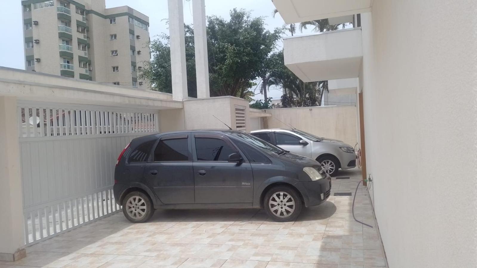 CASA 7 ENSEADA 2 Suíte E ESTACIONAMENTO GRÁTIS e uma ótima localização na enseada