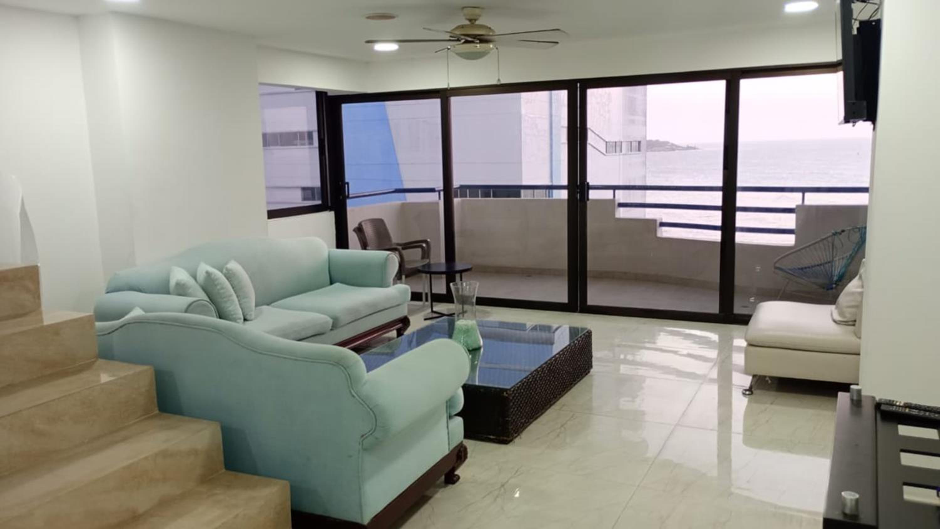 APARTAMENTO DE 3 ALCOBAS H-8MR CERCA AL MAR CON PISCINA AIRE ACONDICIONADO Y WIFi