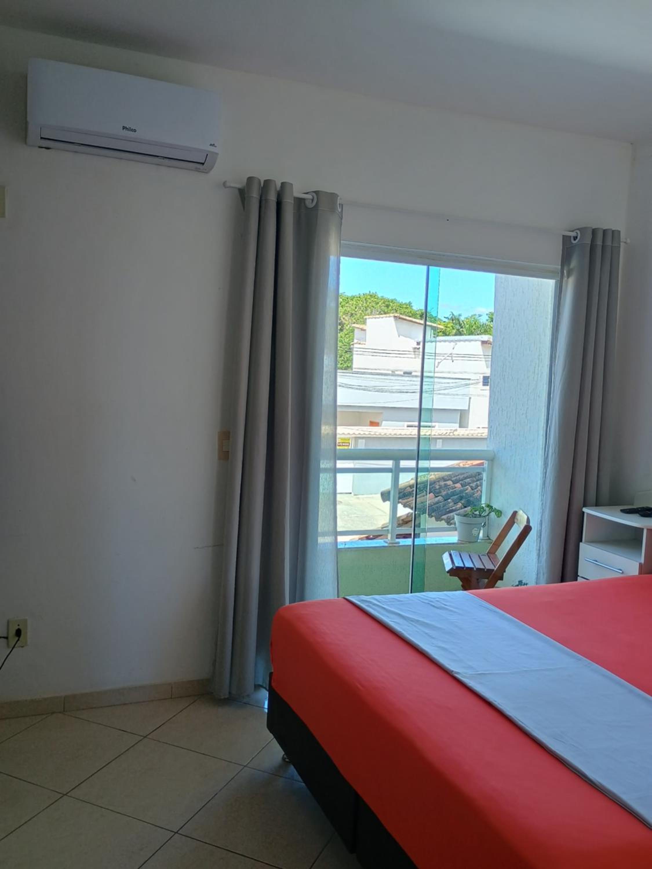 Triplex 3 quartos a 100 metros de Costa Azul