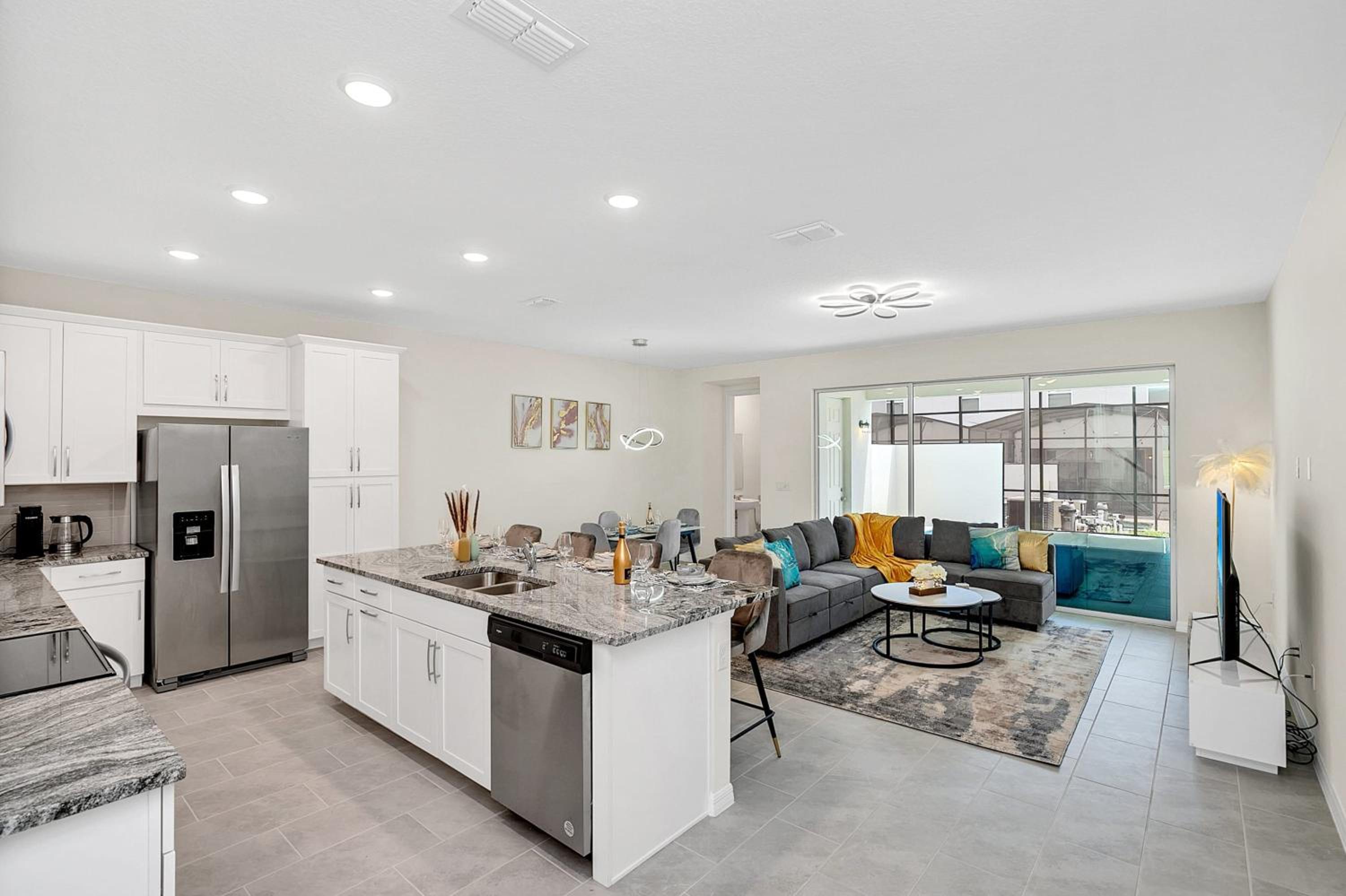 Luxe & Modern Home - Lion King Rooms & Heated Pool view 4