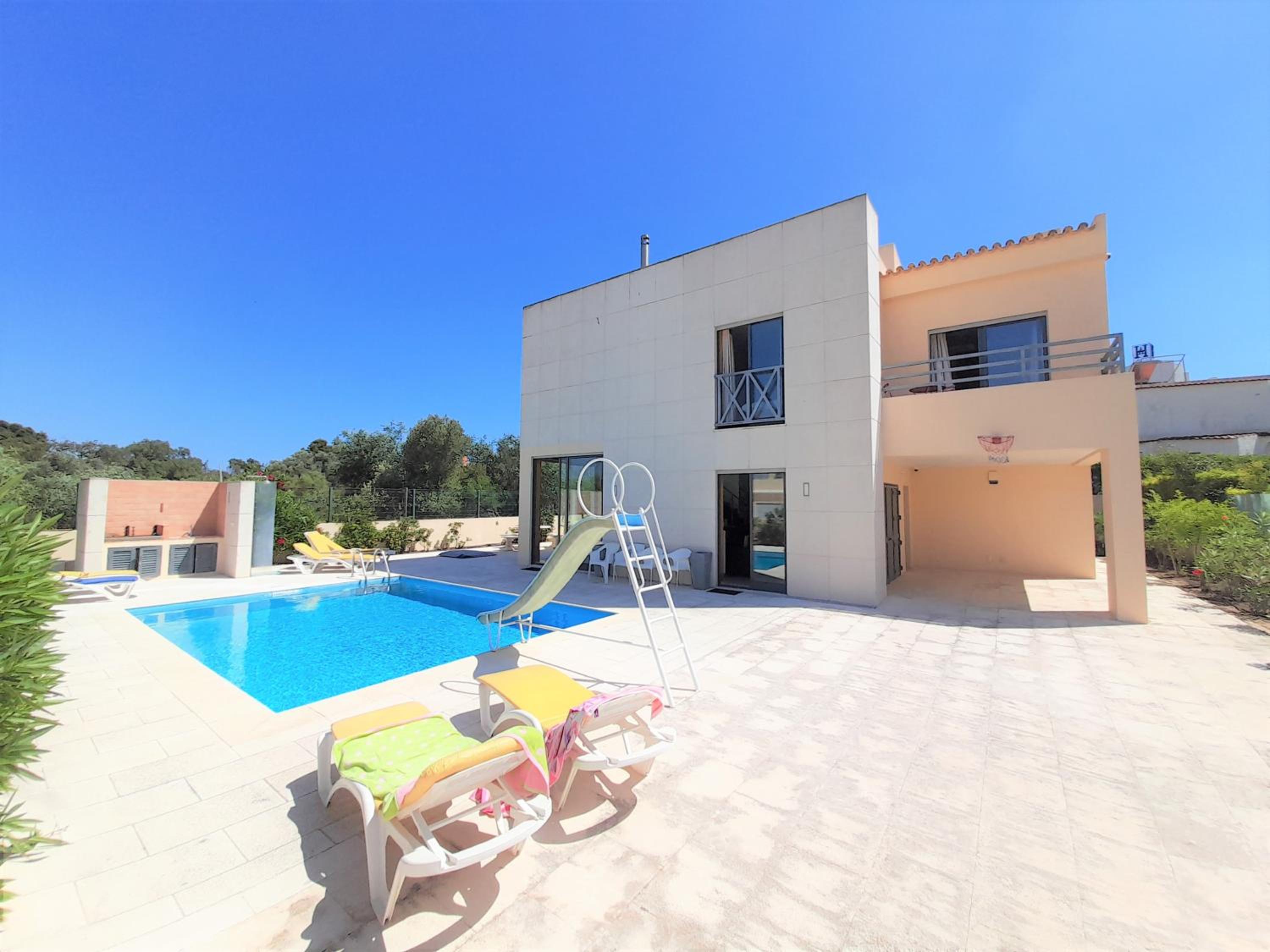 Villa Paula with Private Pool Close to the Beach and Strip view 3