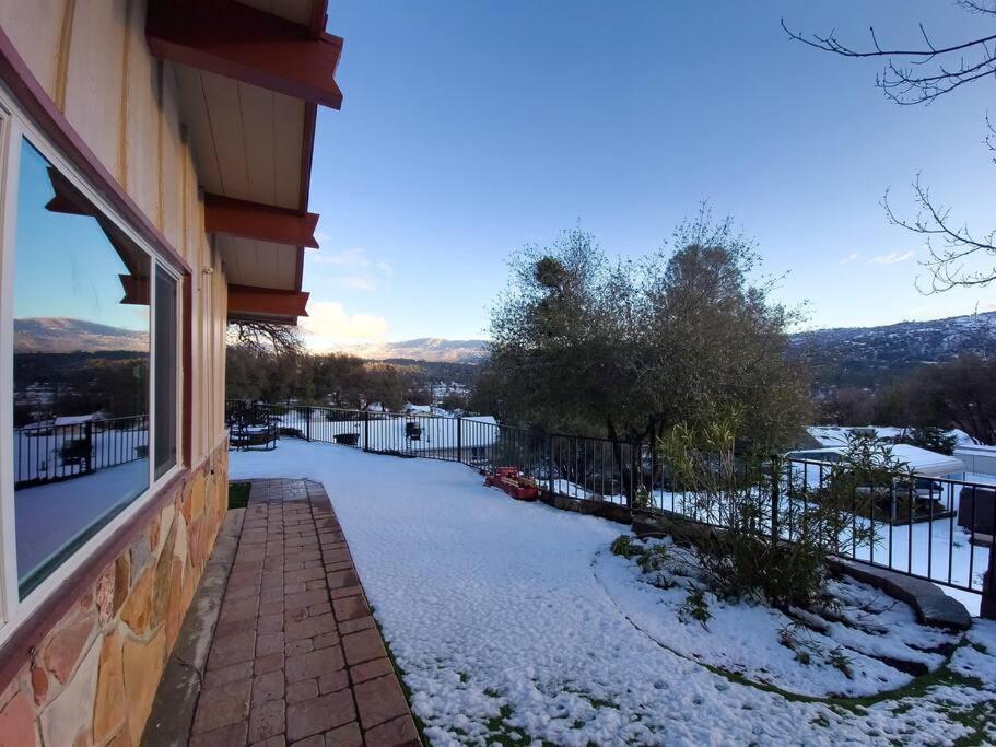 Yosemite Gateway Cottage - King Suite - Mountain Views
